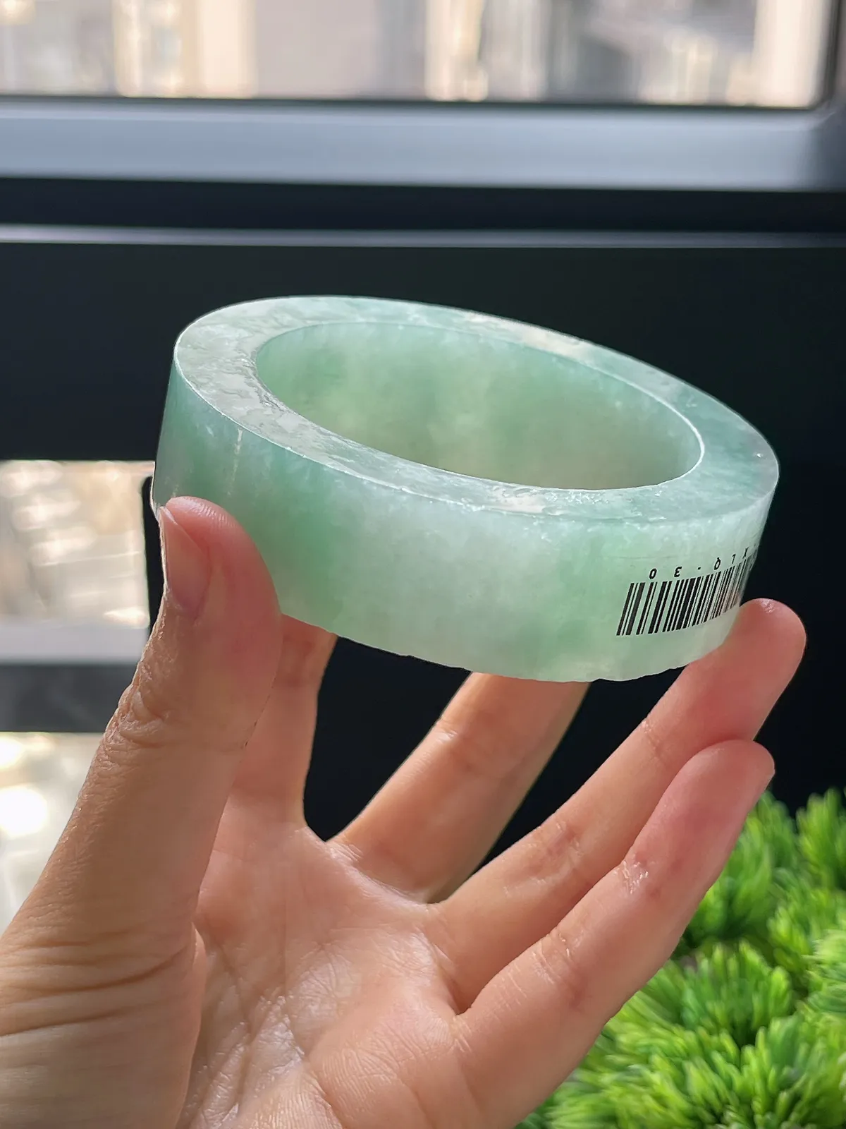 翡翠毛坯，⭕️正圈最大做60，圆条最大做56；最小做56.2