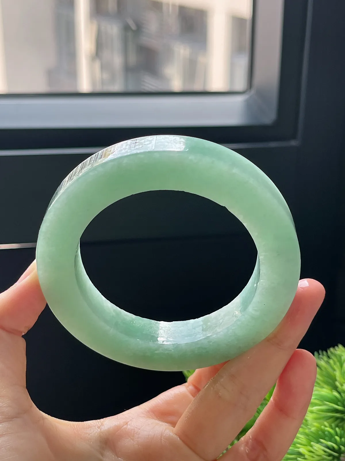 翡翠毛坯，⭕️正圈最大做65.8，圆条最大做61.8；最小做57.1