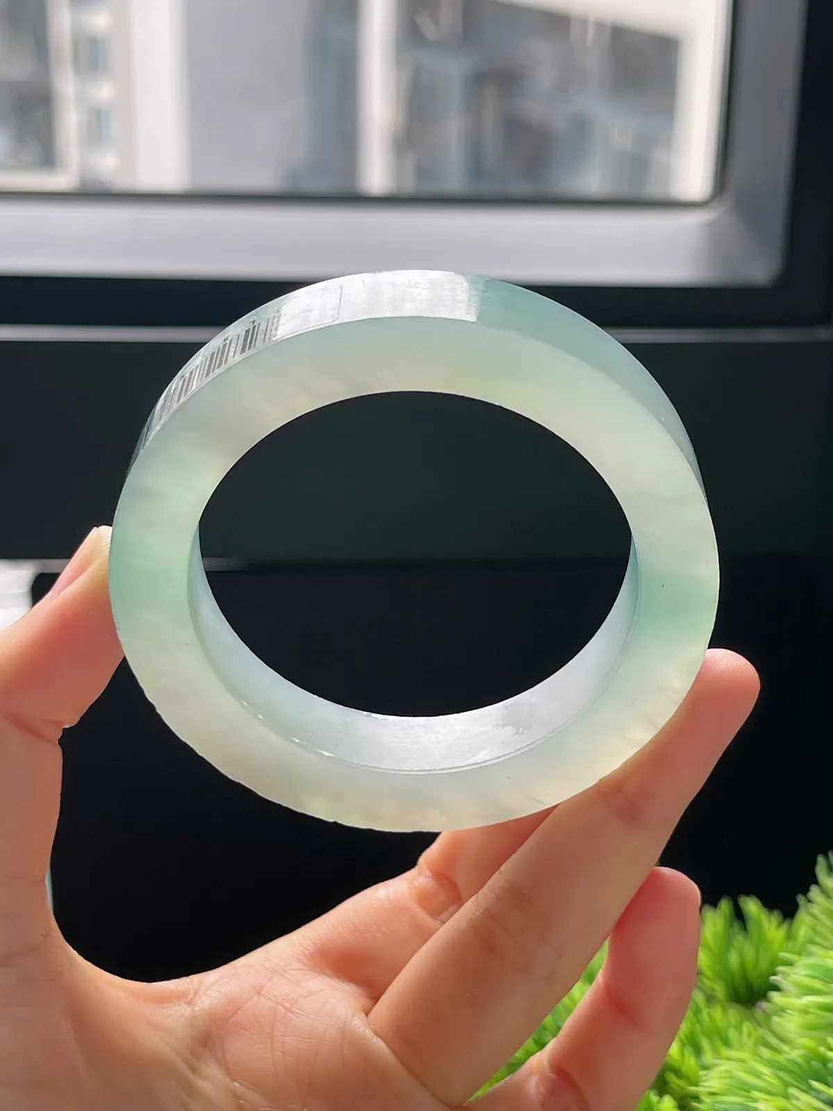 翡翠毛坯，⭕️正圈最大做57.3，最小做54.3