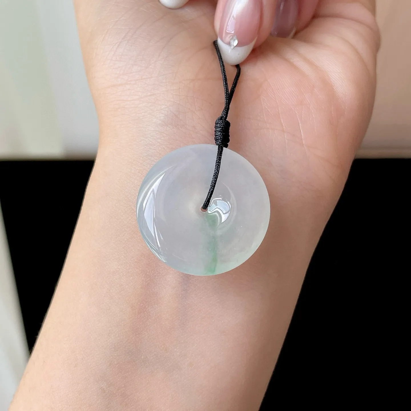 高冰飘绿平安扣