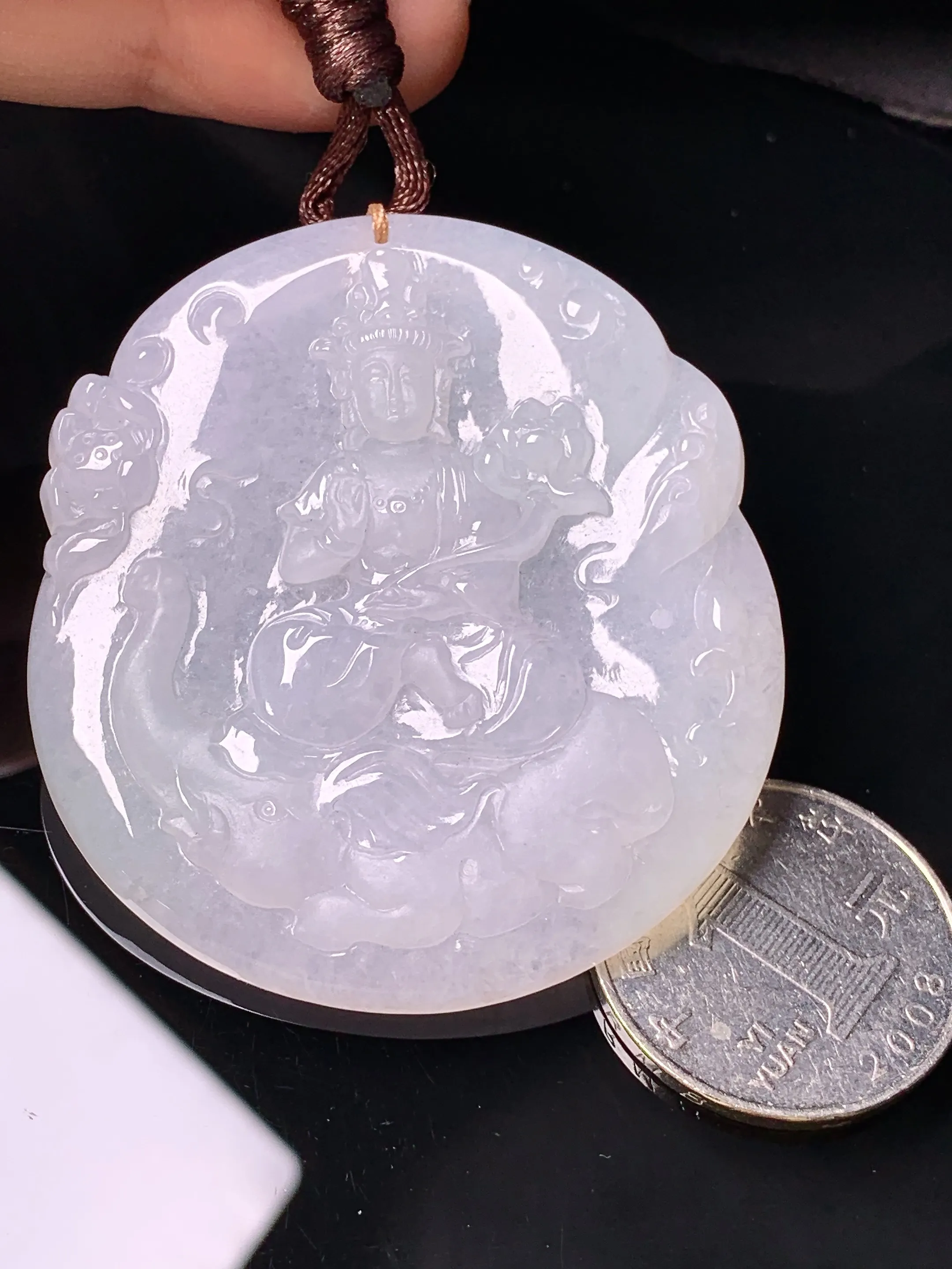 普贤菩萨吊坠 玉质细腻 色泽艳丽清新 整体尺寸55.2*50*5.5