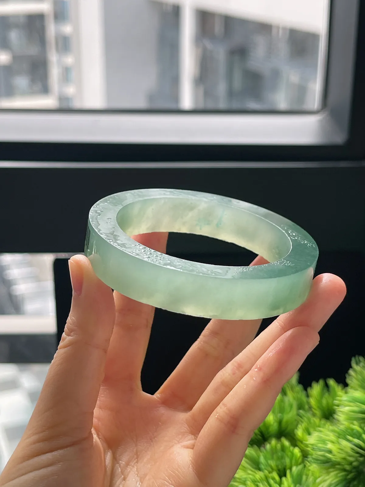 翡翠毛坯，⭕️正圈最大做56.3，最小做55.2