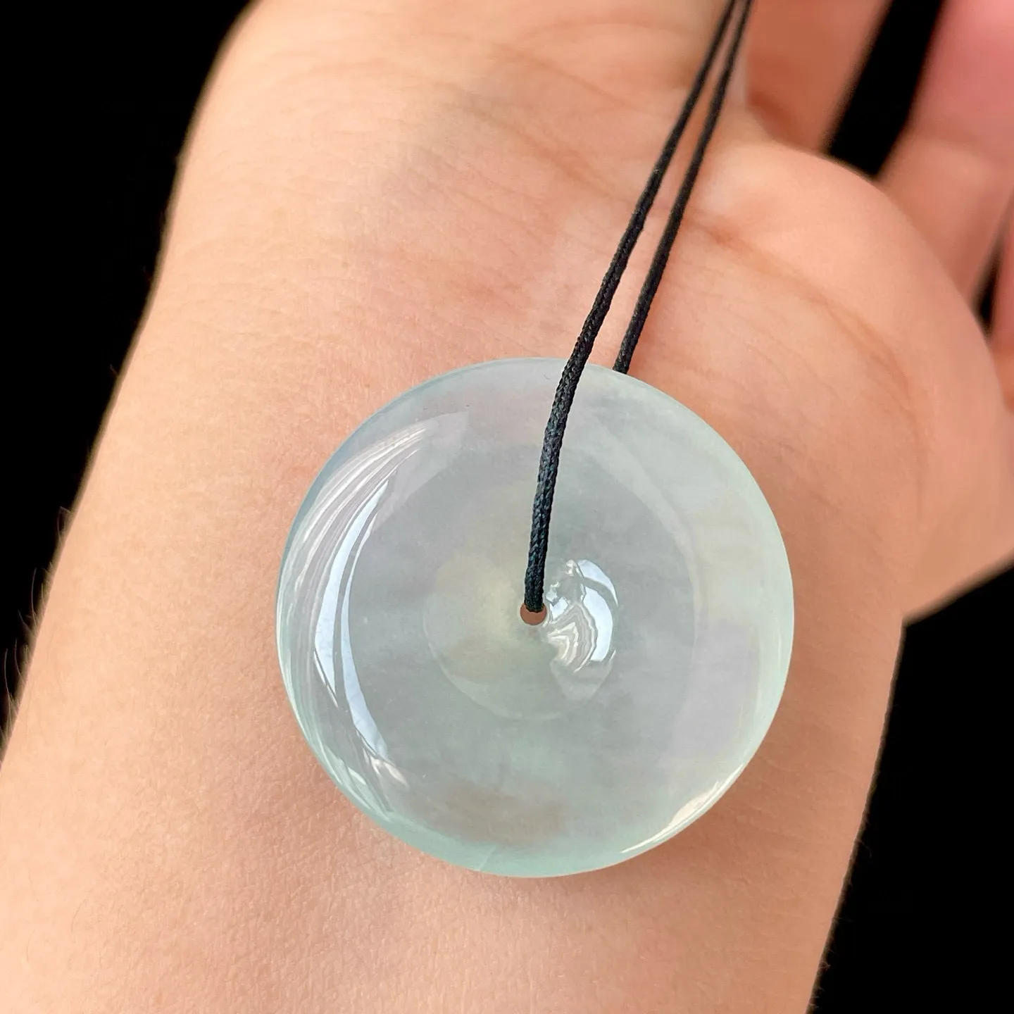 ￼🦋冰晴底平安扣