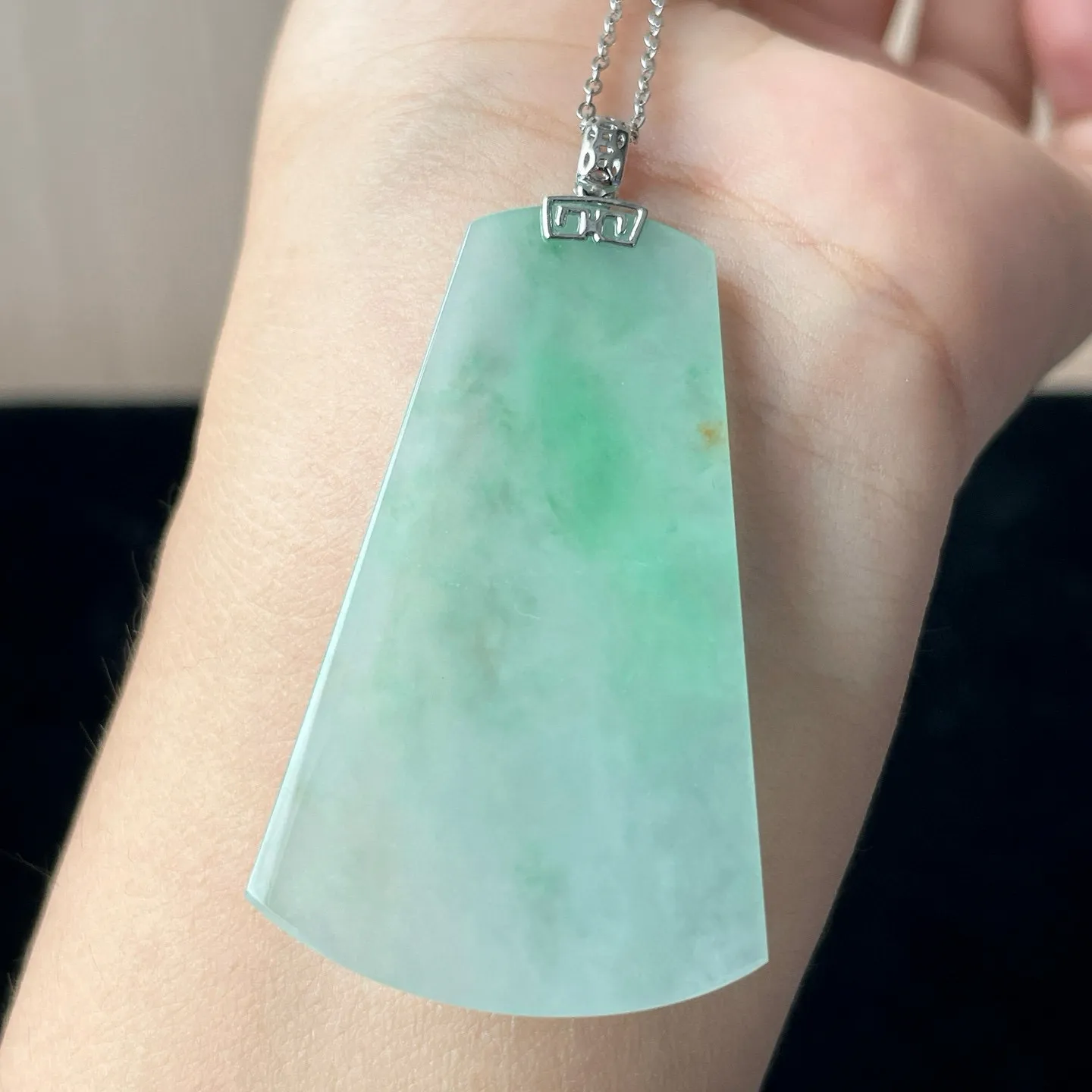 🪷金镶-冰绿洒金大无事牌