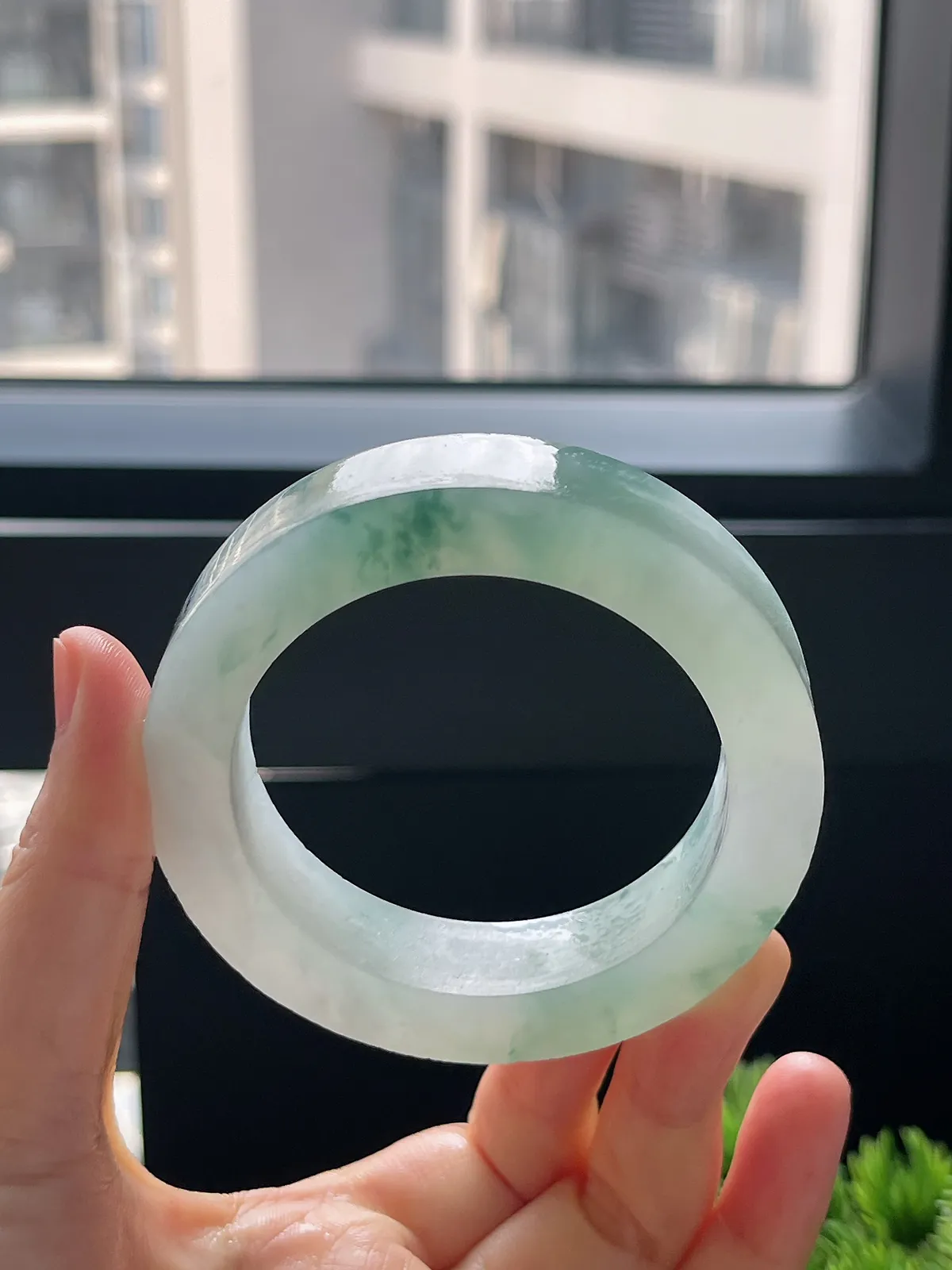 翡翠毛坯，⭕️正圈最大做56，最小做52.8