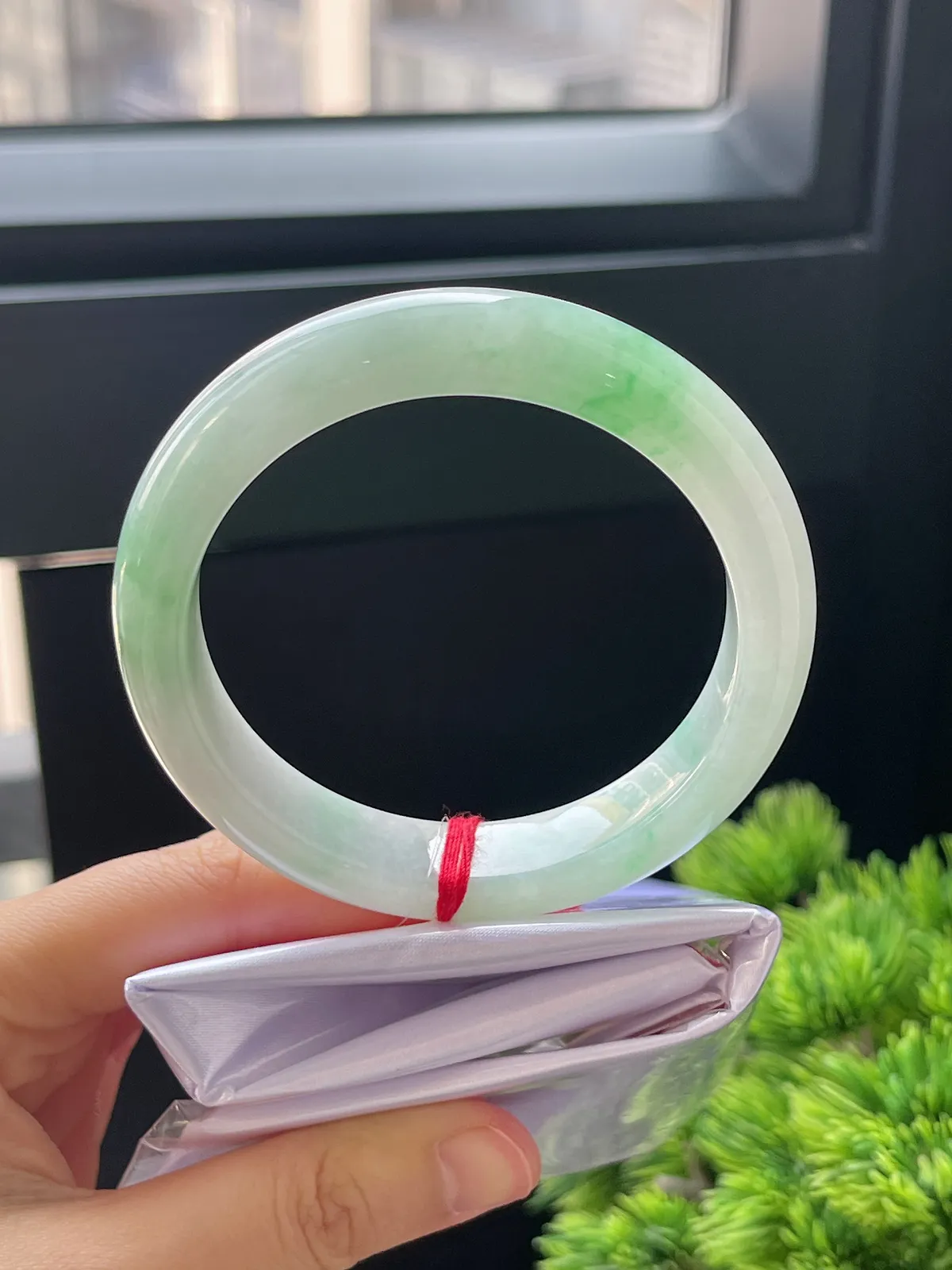 正圈57.8，翡翠冰糯种飘花手镯