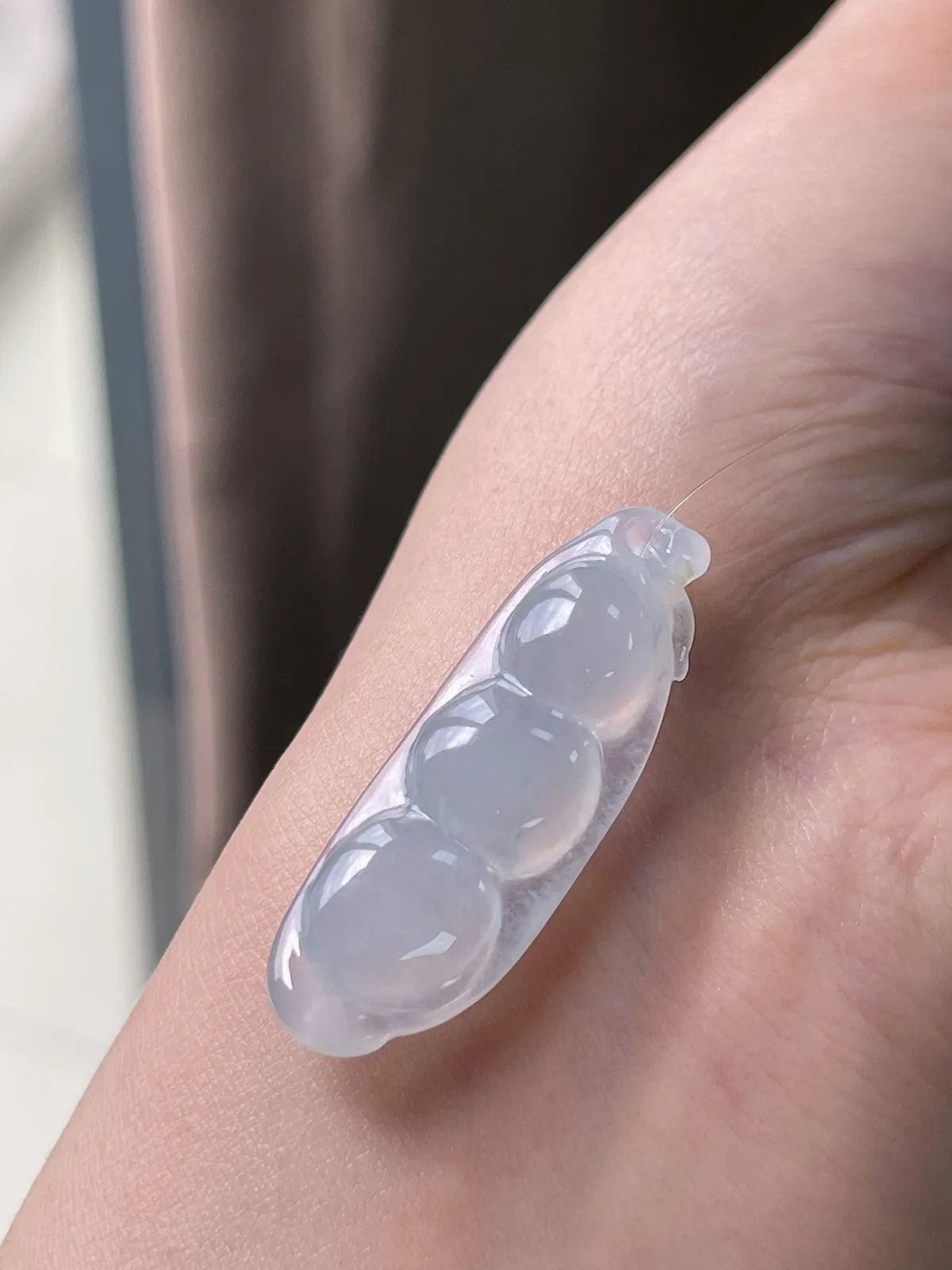 翡翠冰种白色连中三元福豆