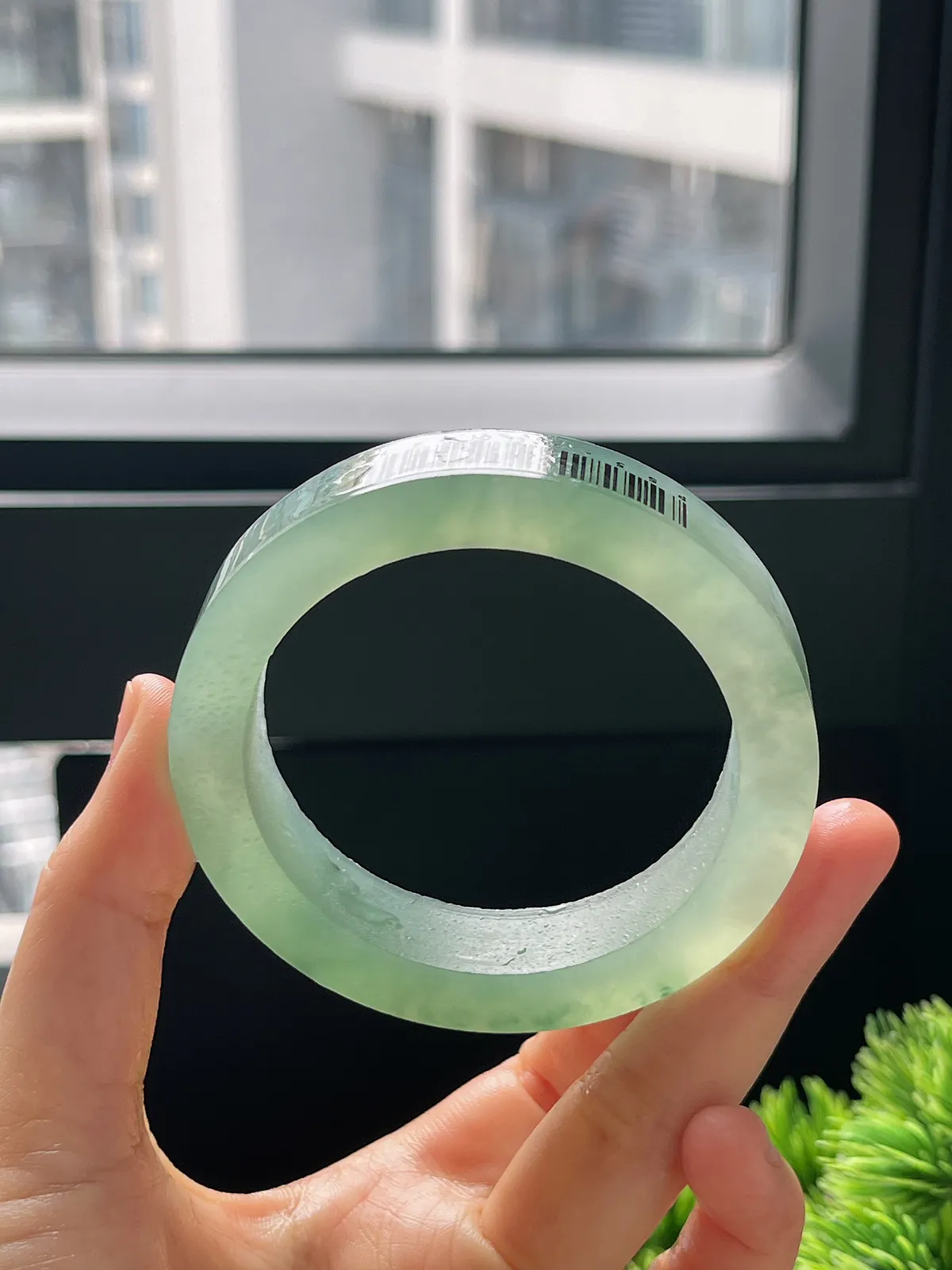 翡翠毛坯，⭕️正圈最大做56.3，最小做55.2