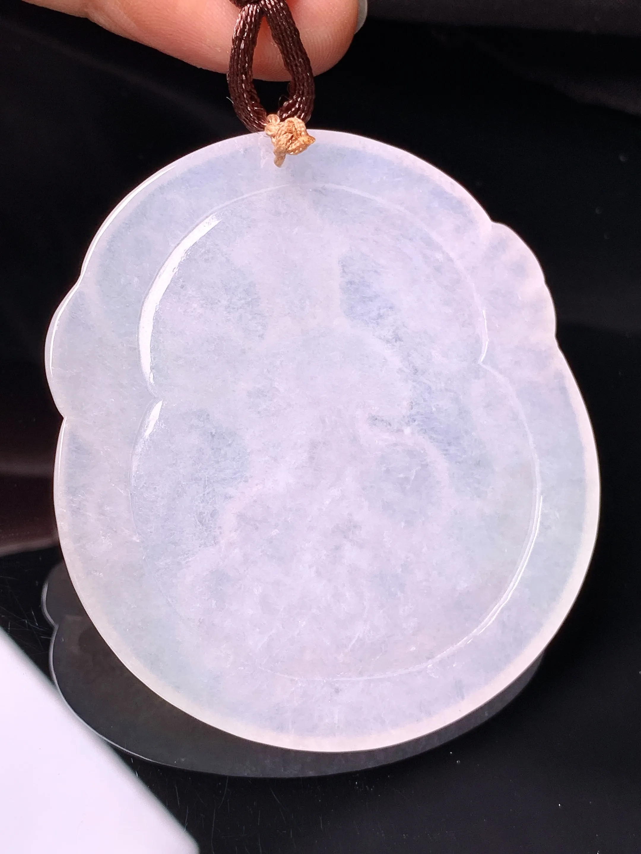 普贤菩萨吊坠 玉质细腻 色泽艳丽清新 整体尺寸55.2*50*5.5