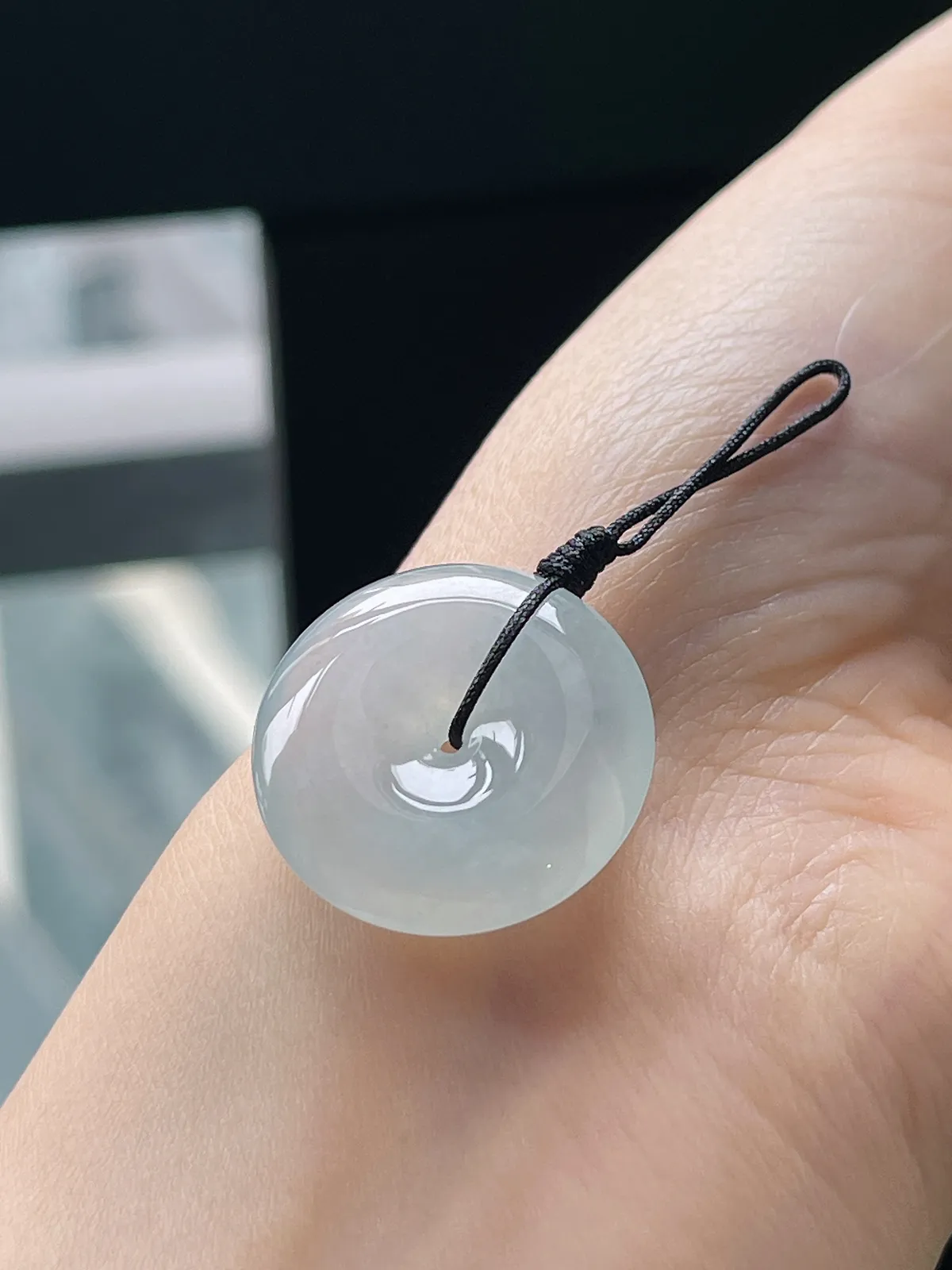 翡翠冰种白色平安扣