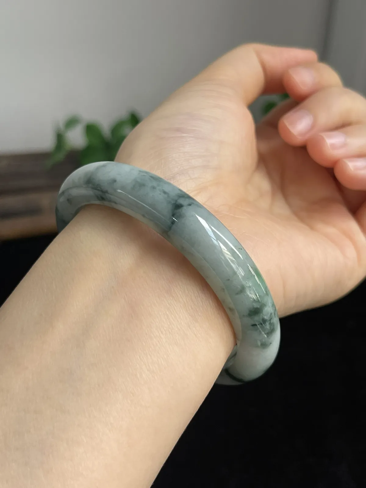 正圈57.5圈口，翡翠手镯
