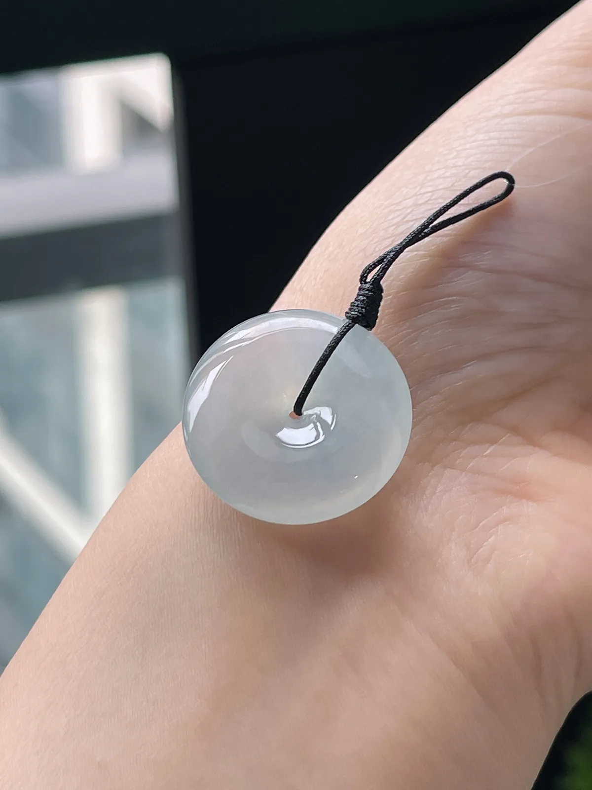 翡翠冰种白色平安扣