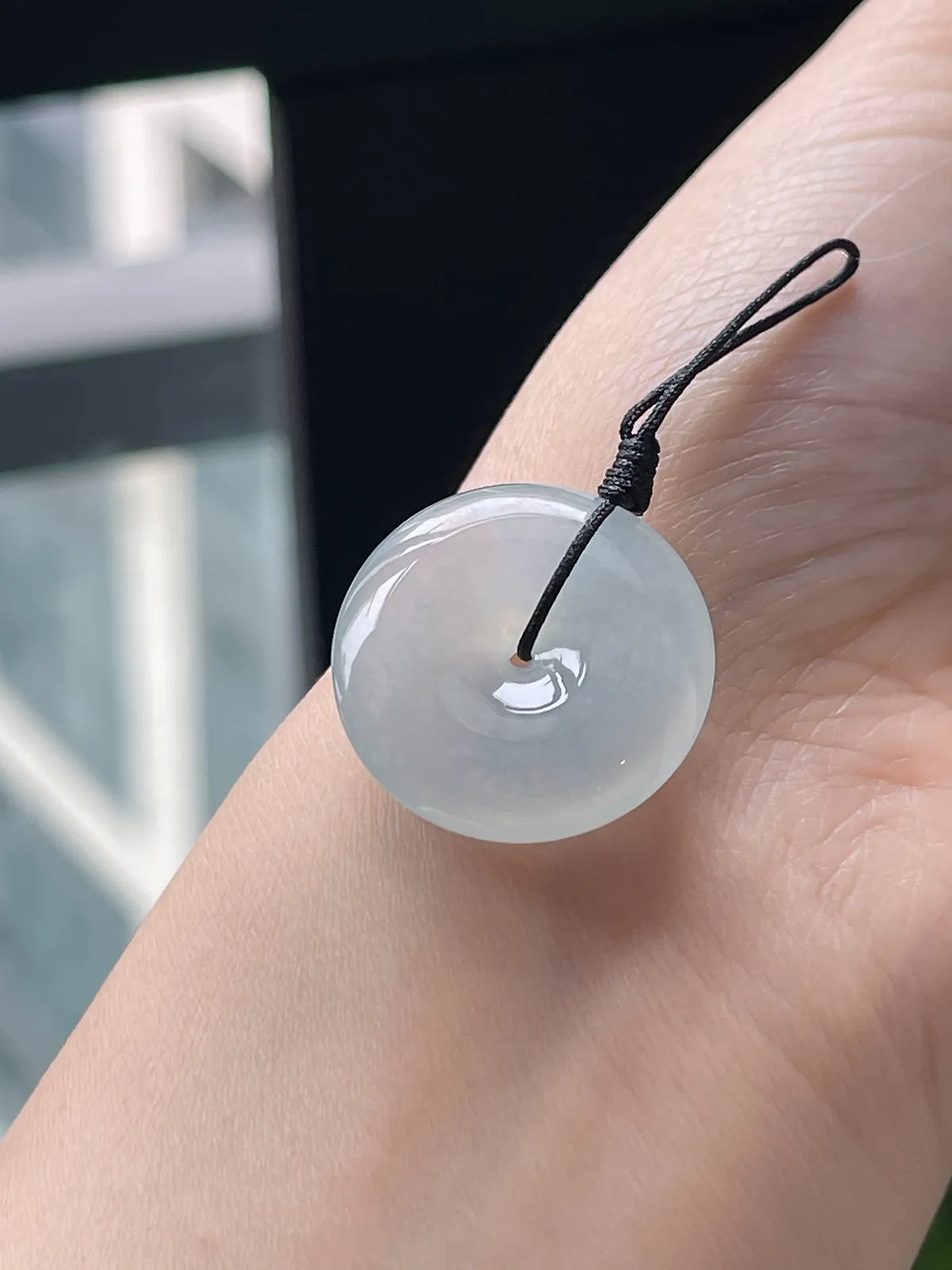 翡翠冰种白色平安扣