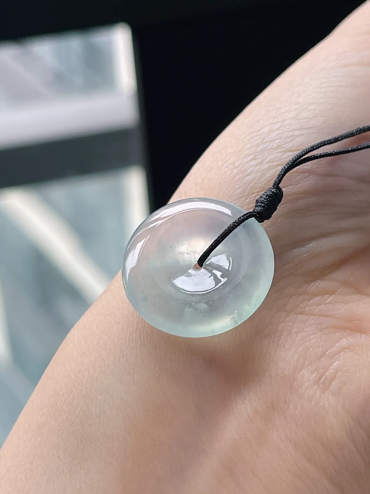 翡翠冰种白色平安扣