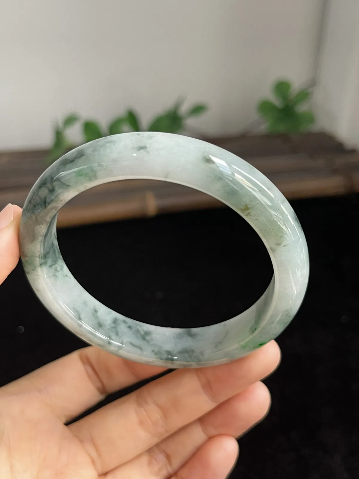 正圈57.5圈口，翡翠手镯