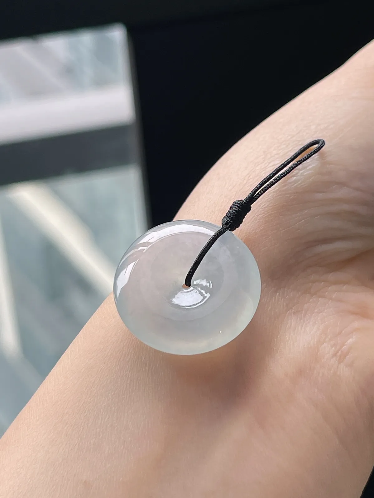 翡翠冰种白色平安扣