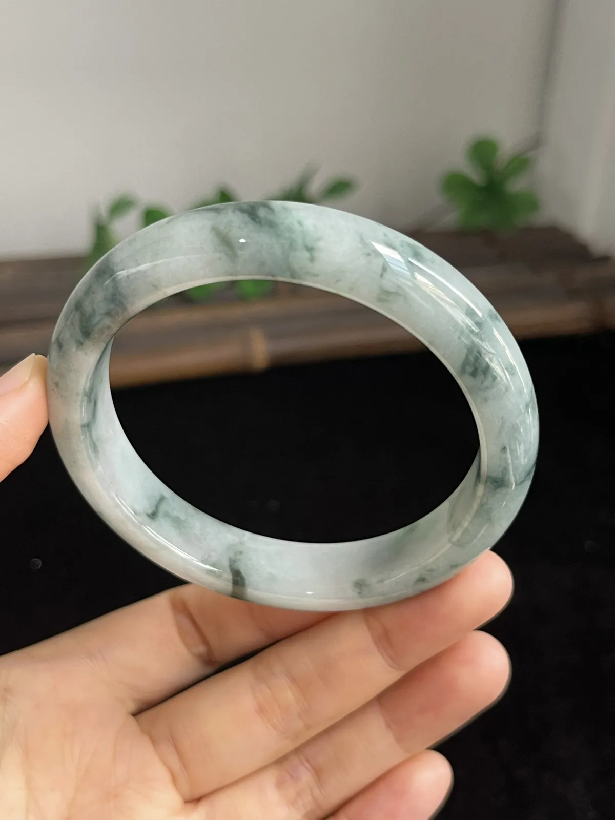 正圈57.5圈口，翡翠手镯