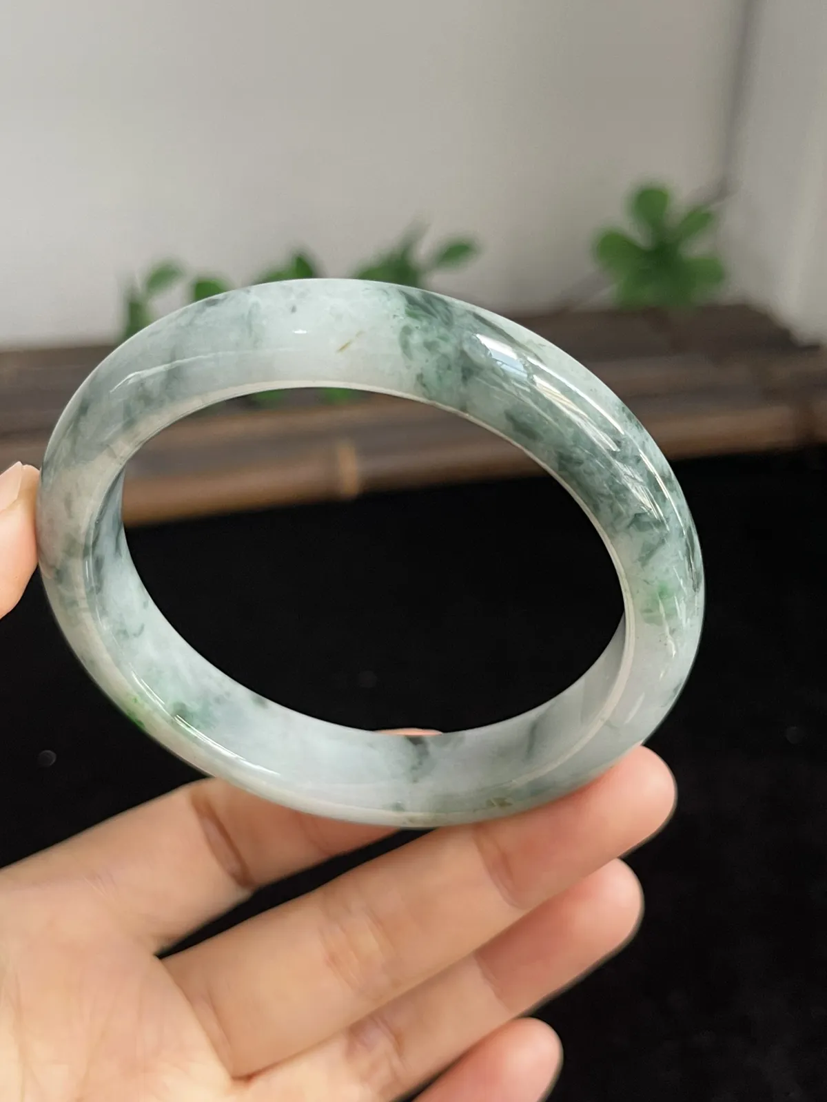 正圈57.5圈口，翡翠手镯