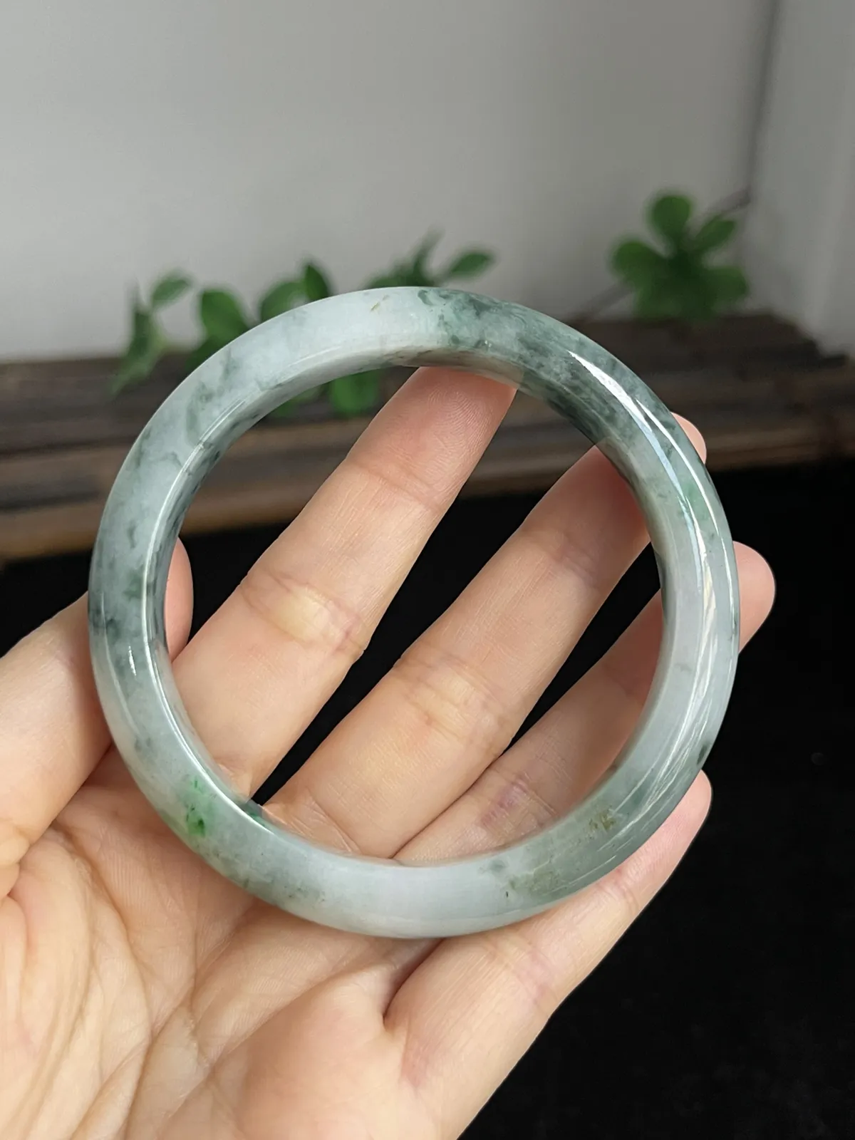 正圈57.5圈口，翡翠手镯