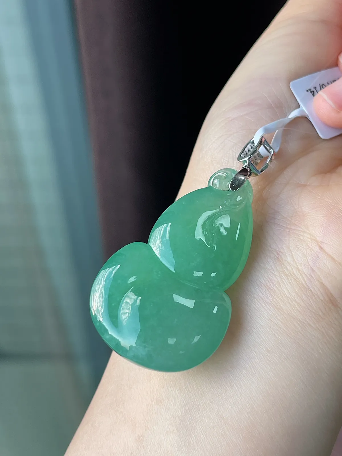 18k金翡翠冰糯种绿色葫芦吊坠