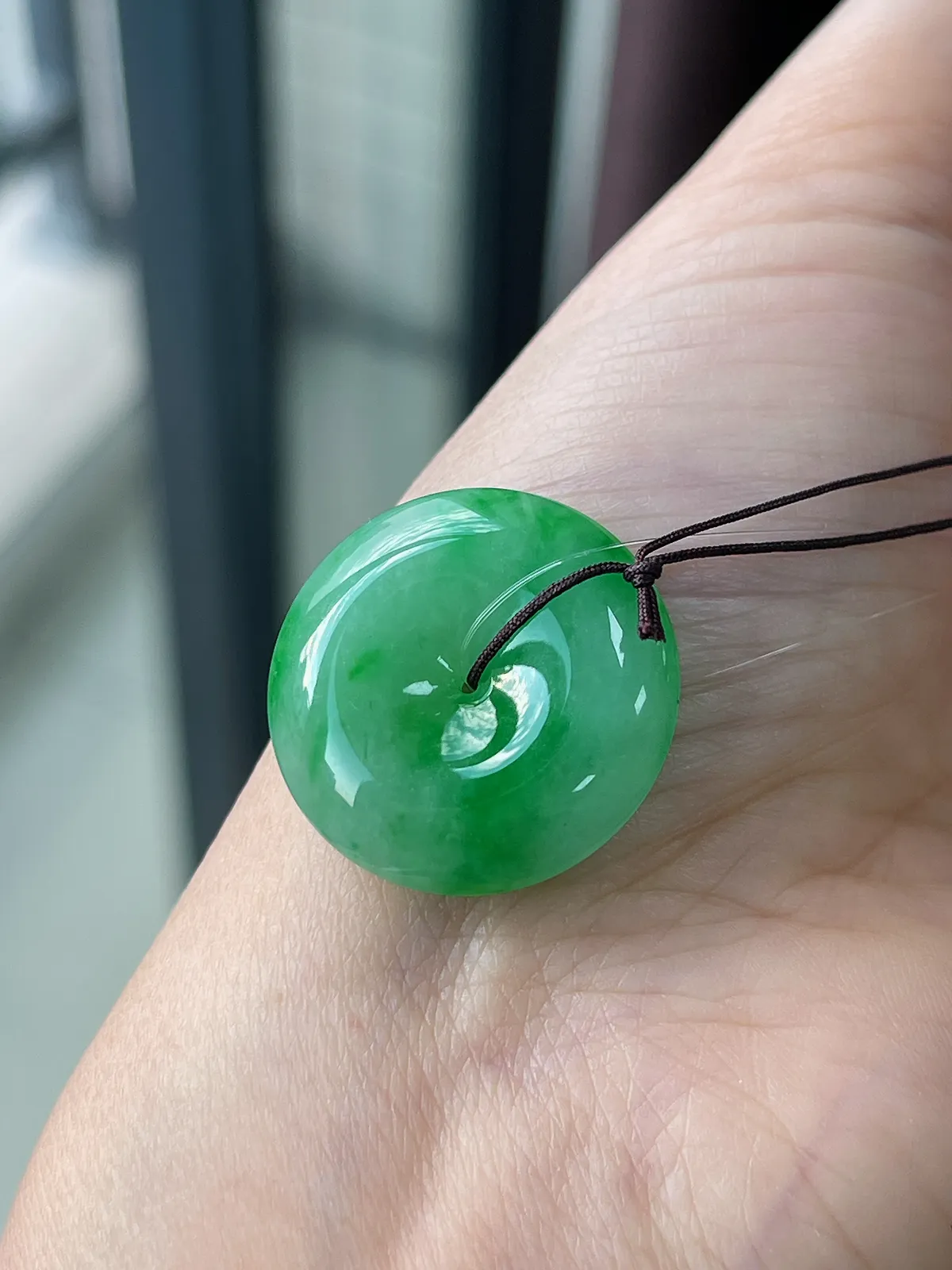 翡翠冰糯种绿飘花平安扣