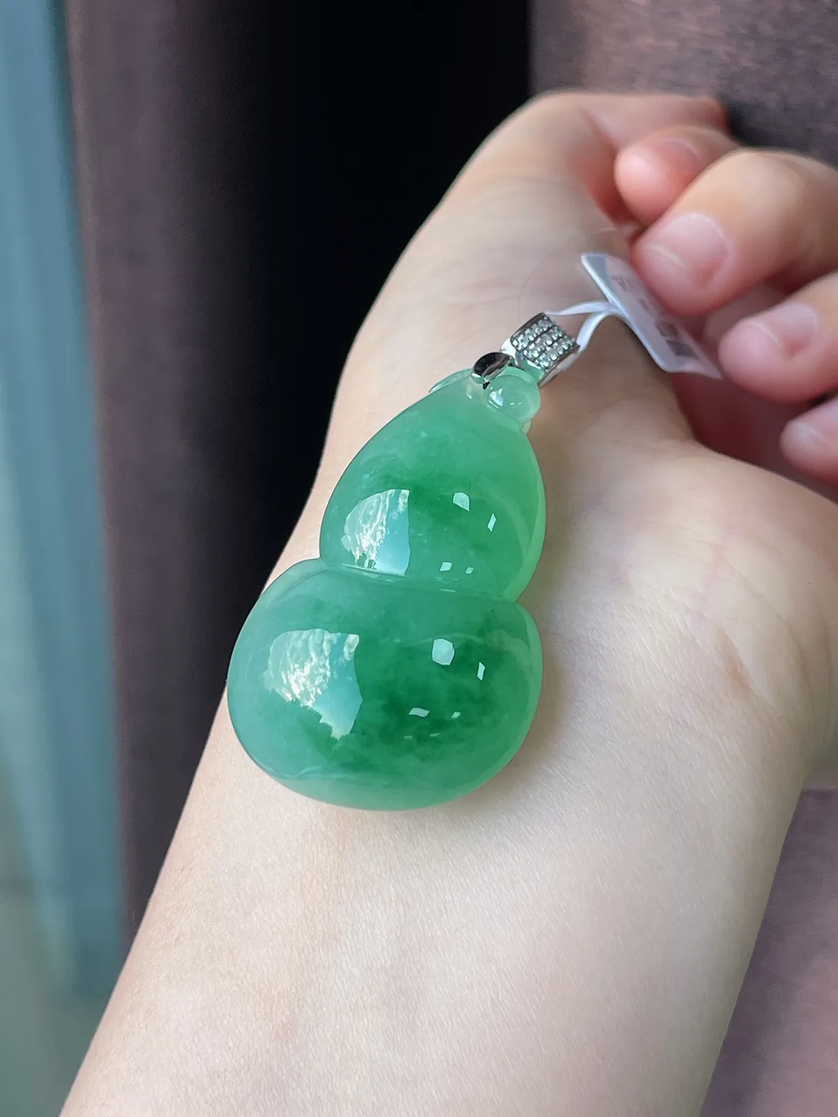 18k金翡翠冰糯种绿色葫芦吊坠