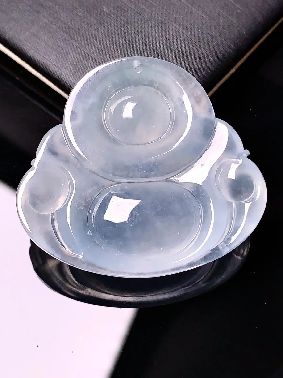 冰种佛公吊坠 玉质透亮细腻 清新大方 整体尺寸33*36.8*9.2