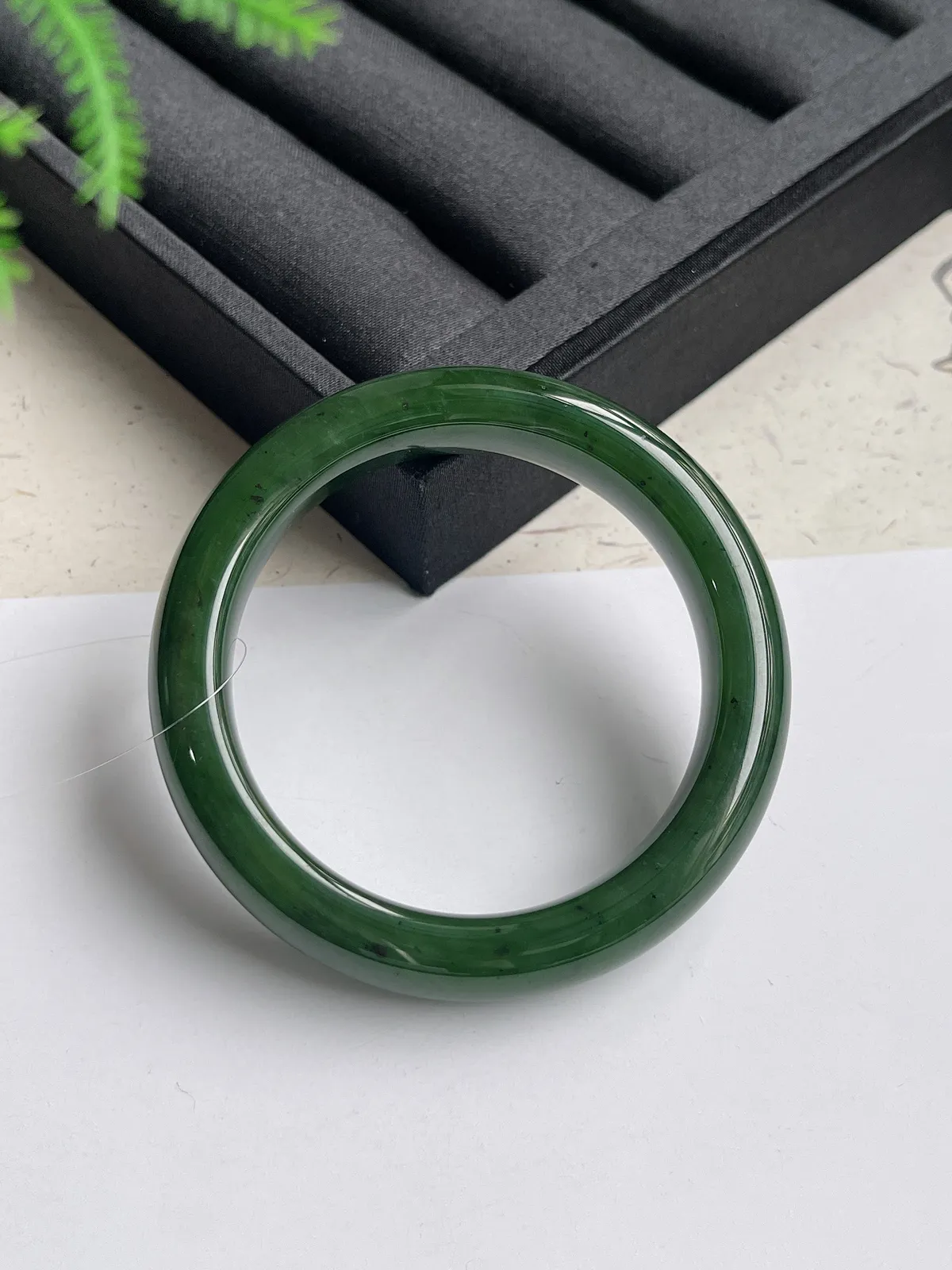 正圈56圈口，和田玉碧玉手镯