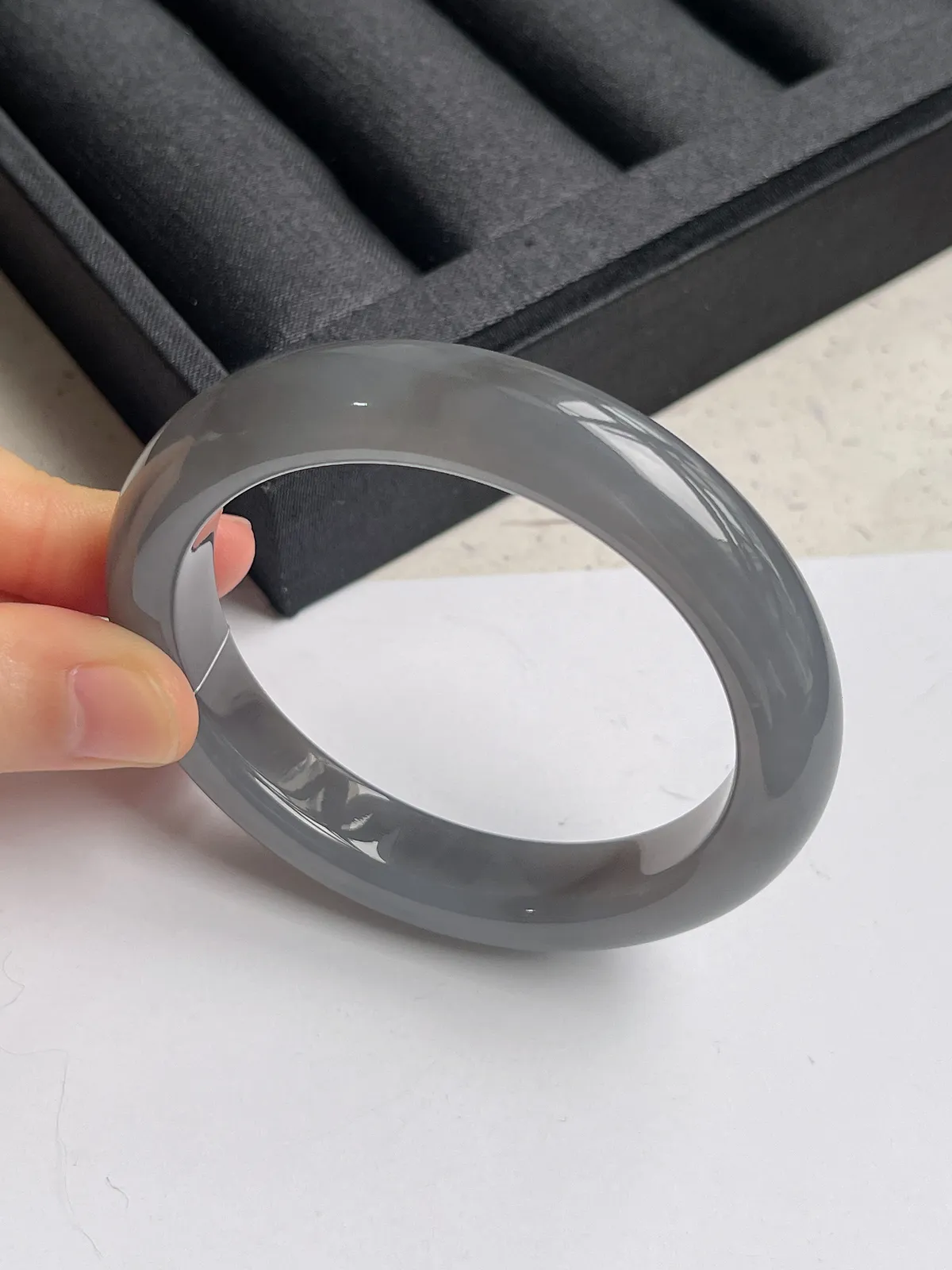 贵妃镯54圈口，和田玉烟紫手镯