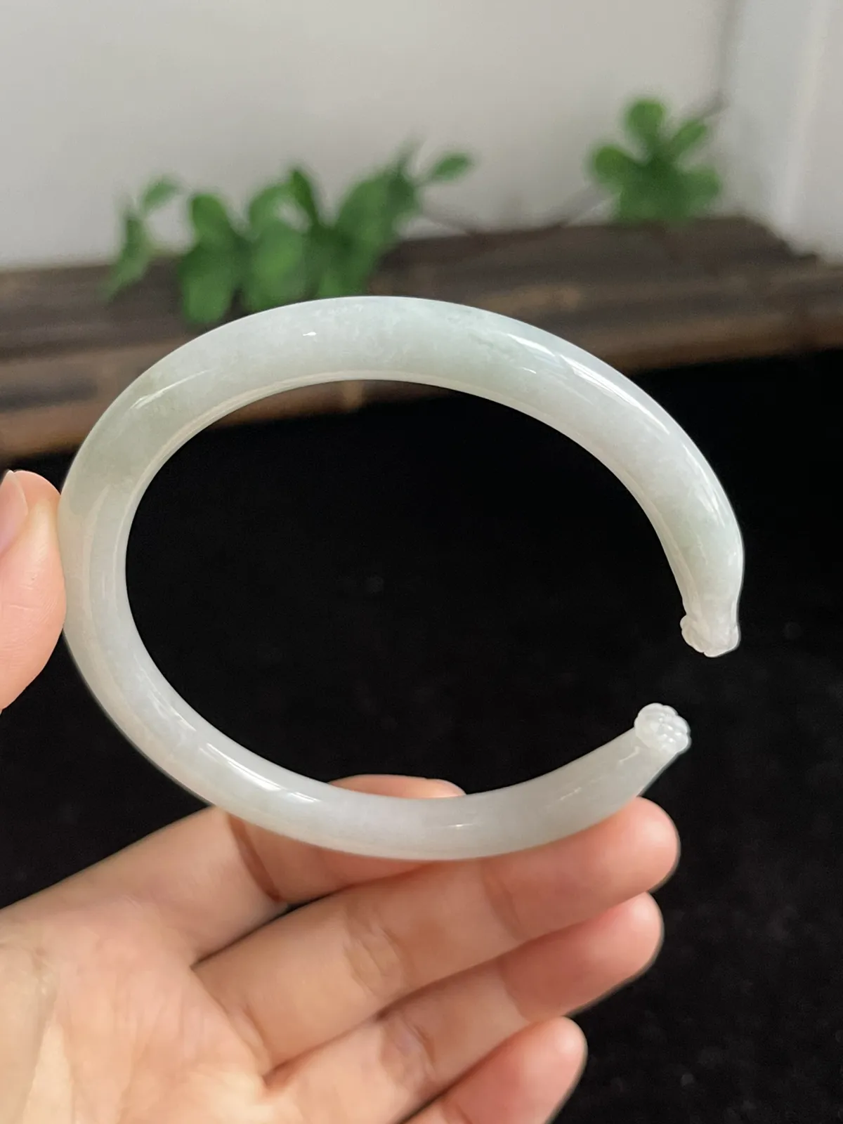 圆镯62圈口，翡翠手镯