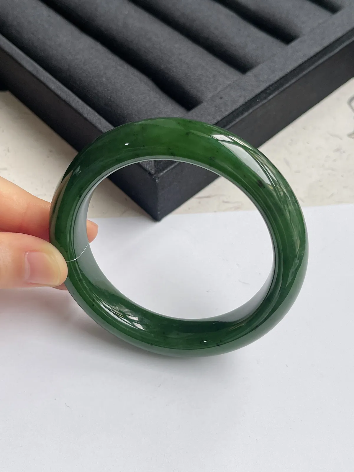 正圈56圈口，和田玉碧玉手镯