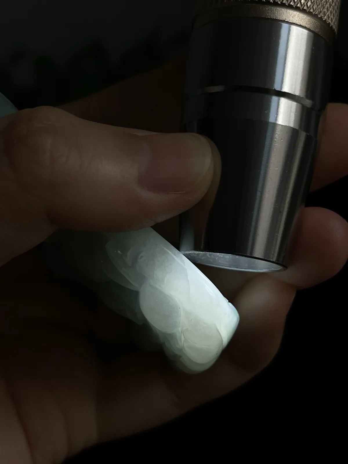 翡翠冰糯种淡绿色吊坠