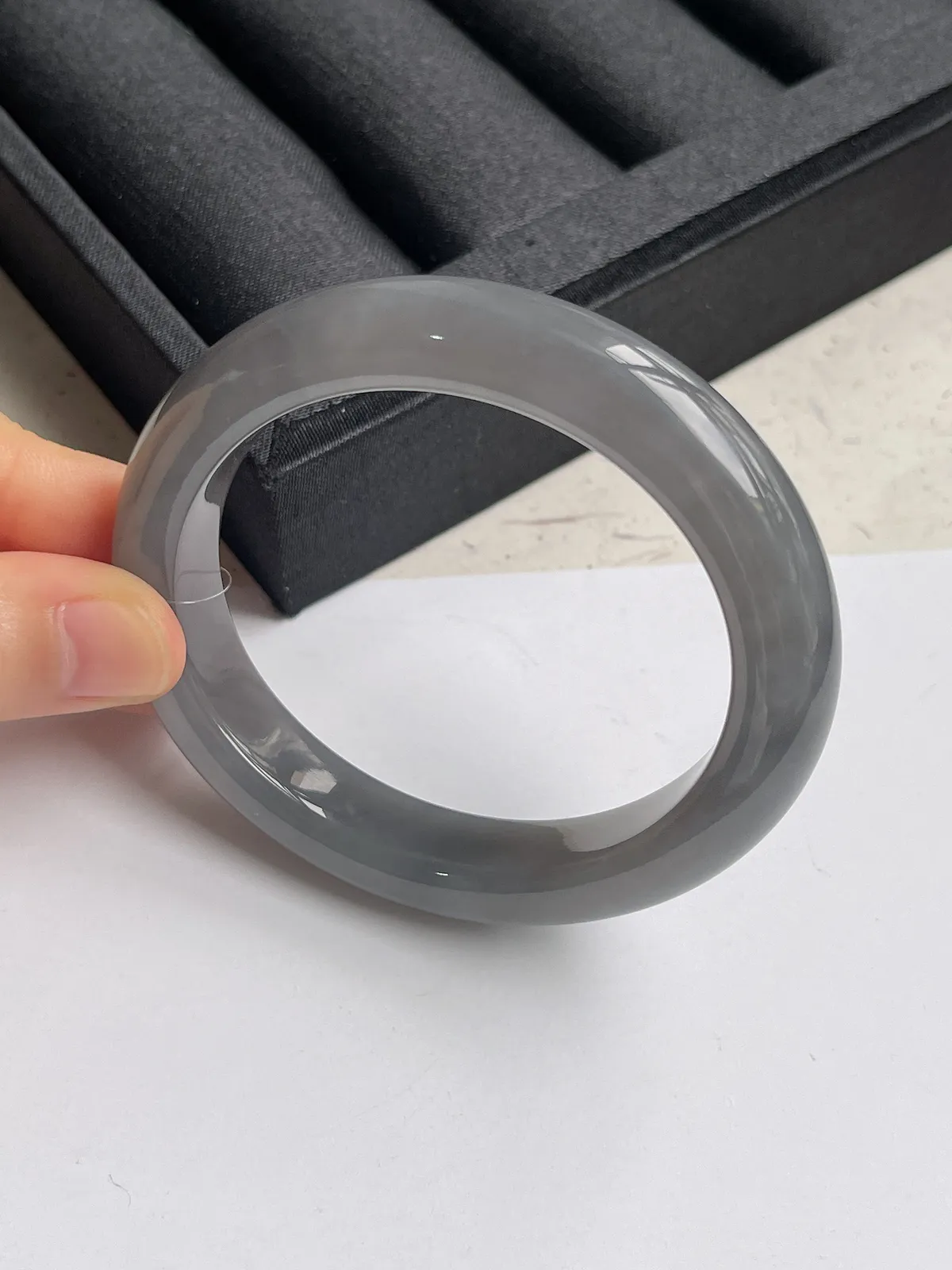 贵妃镯55.8圈口，和田玉烟紫手镯