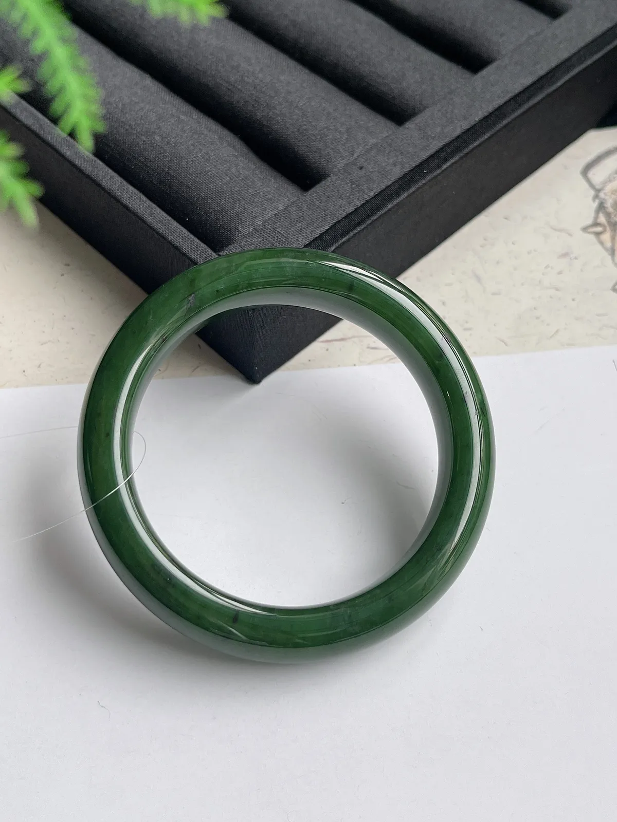 正圈56圈口，和田玉碧玉手镯