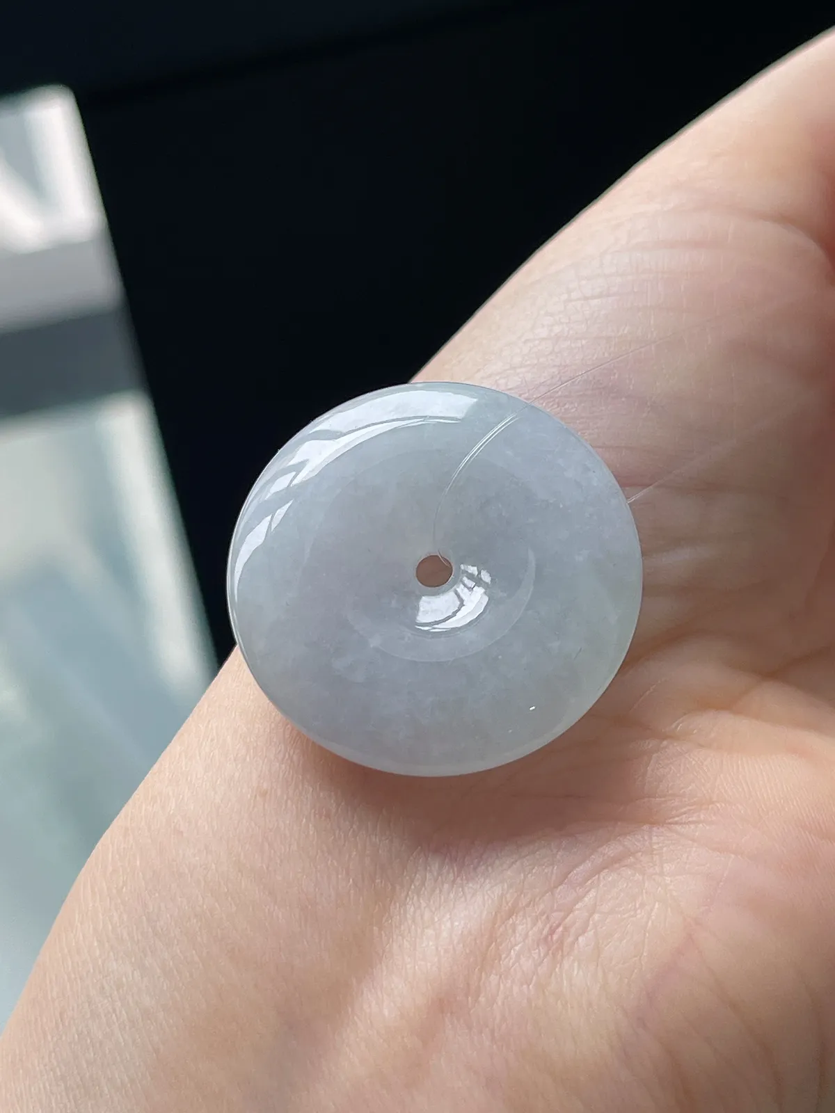 翡翠冰糯种白色平安扣