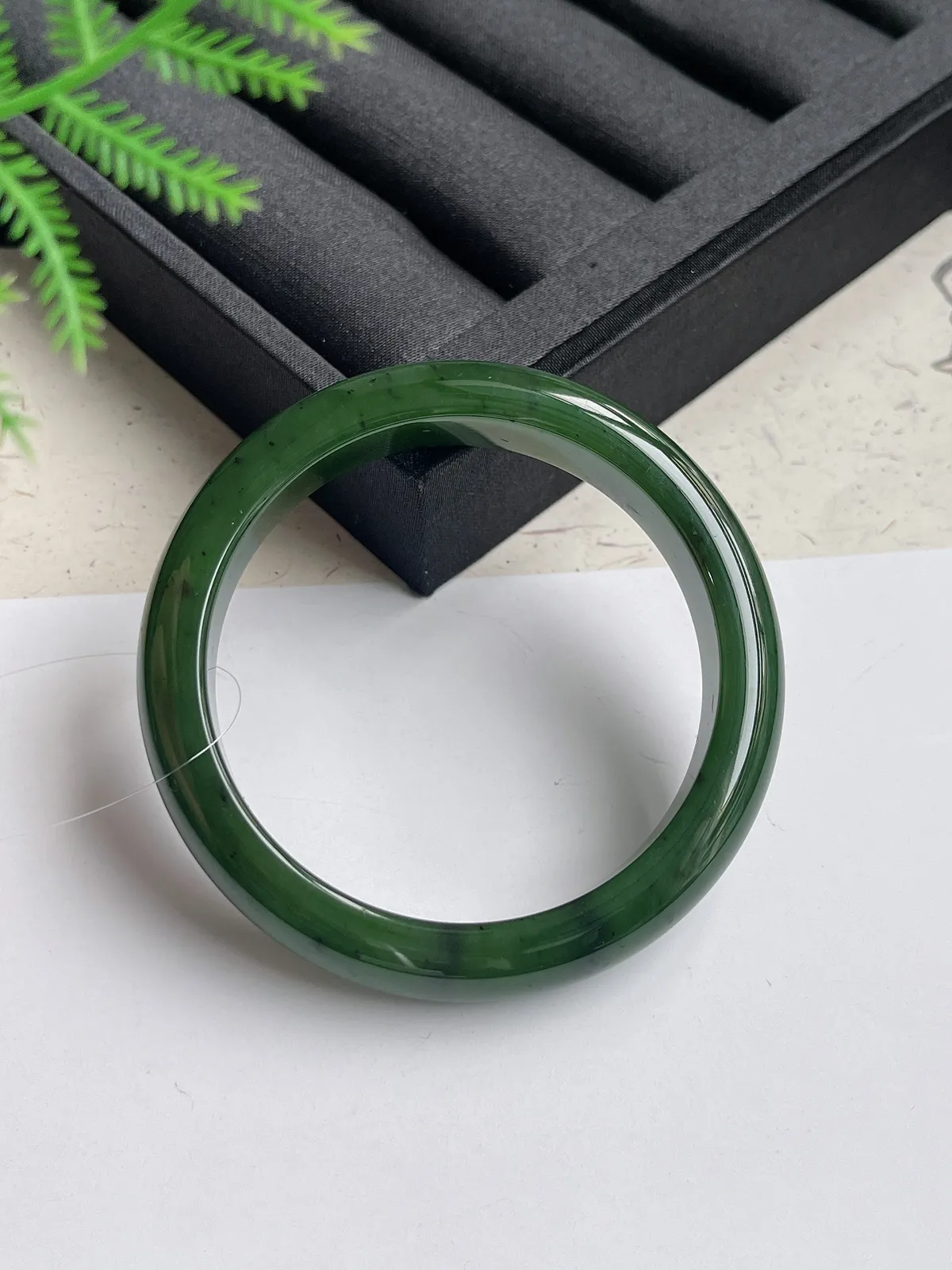 正圈59圈口，和田玉碧玉手镯