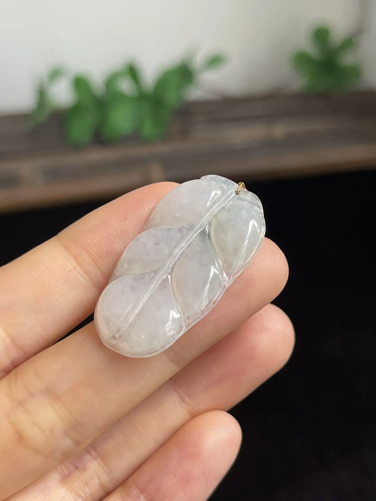 翡翠叶子，18k金扣