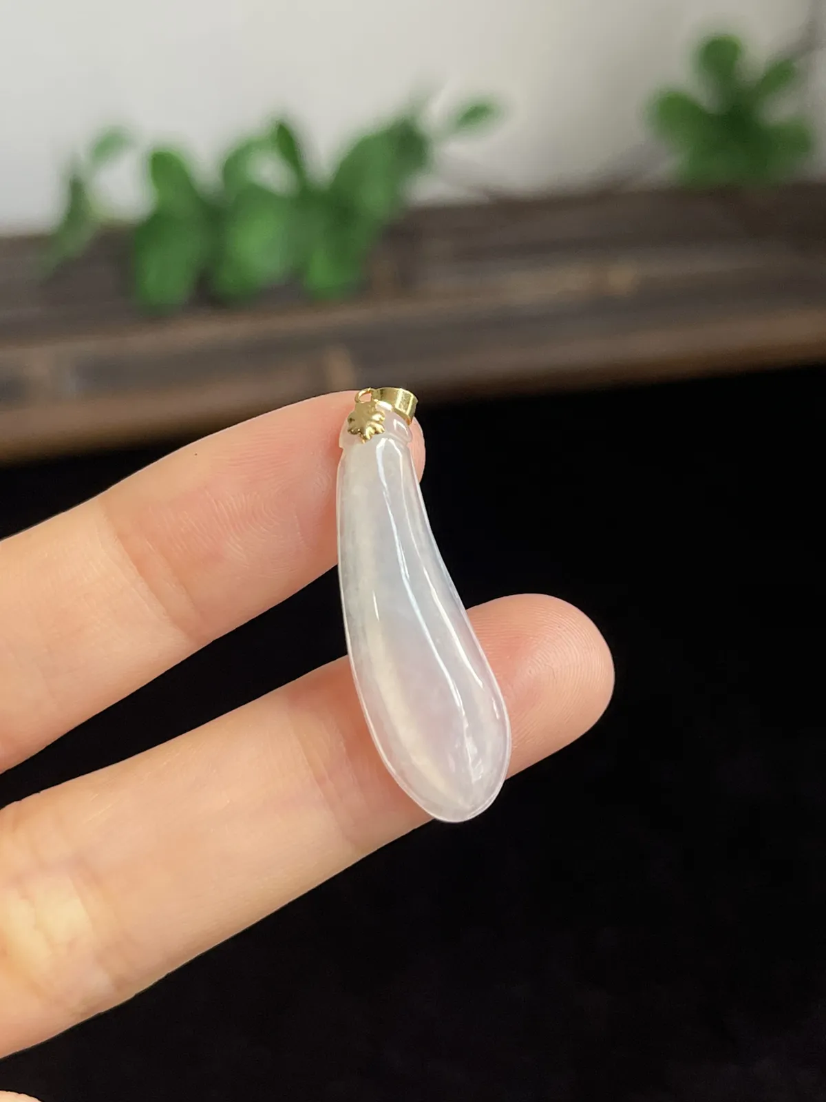 翡翠福瓜，18k金扣头