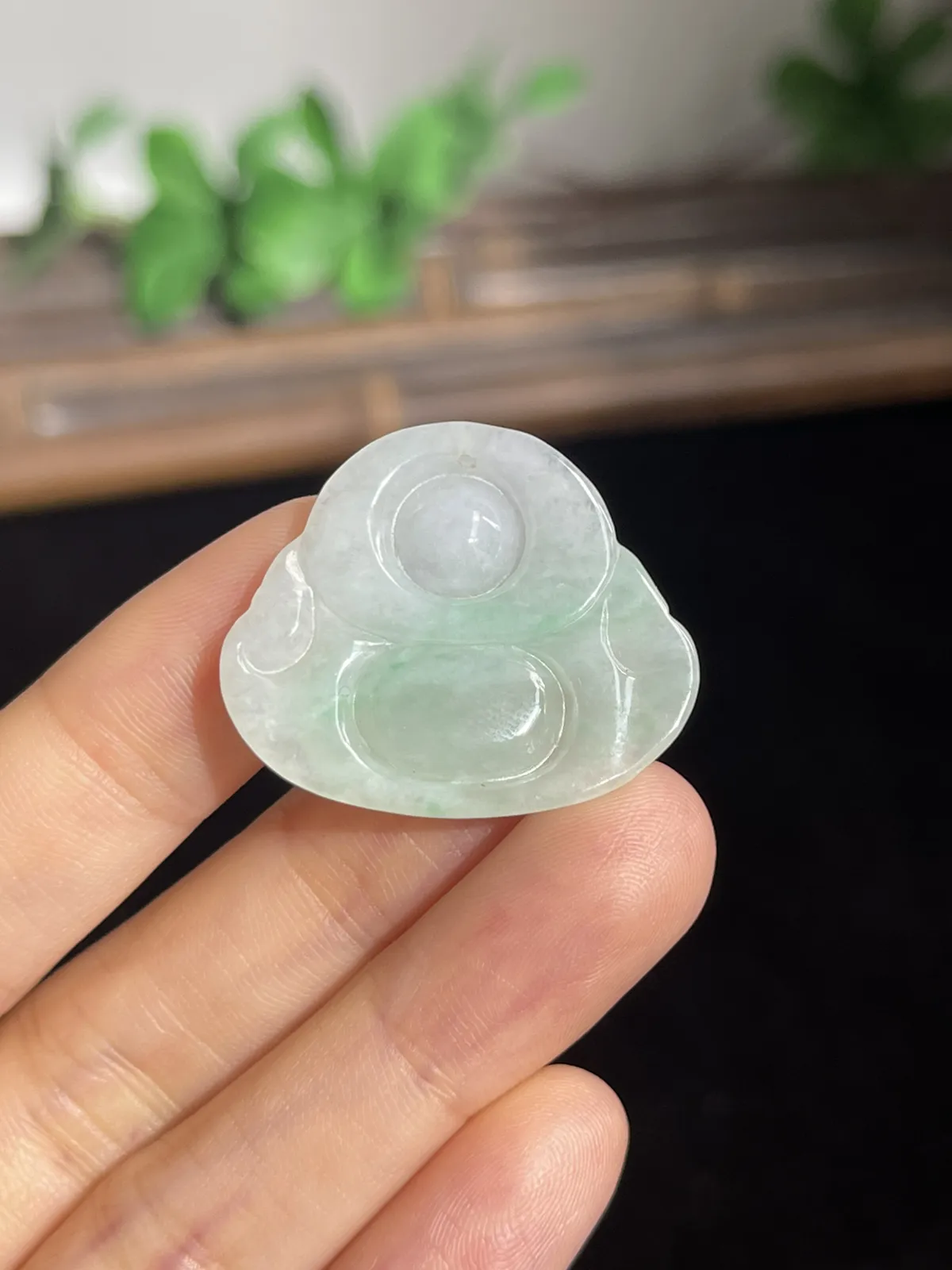 翡翠糯化种飘绿佛公