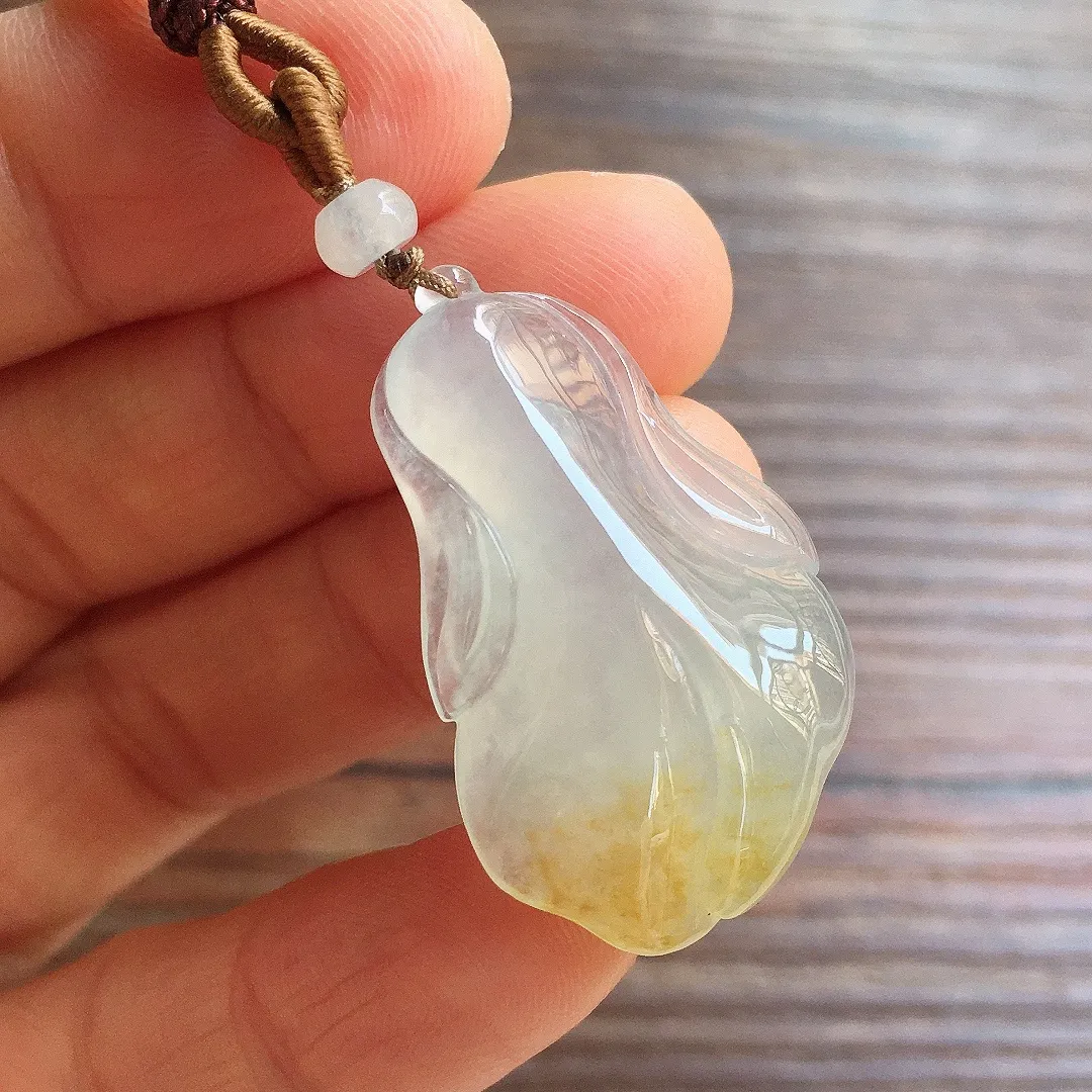 冰黄翡白菜，百财，冰润细腻，种水足，整体尺寸31.7*18.9*6.9
