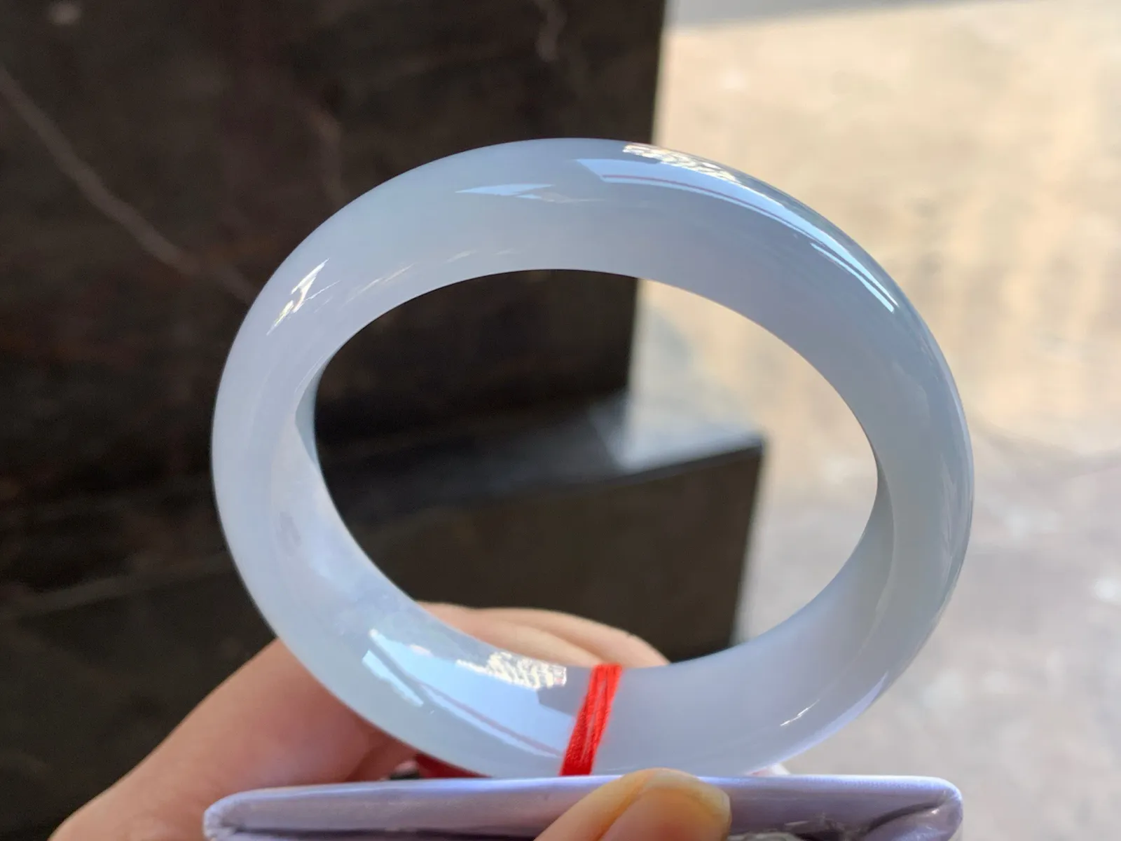 58-16.7-9

冰紫宽版手镯^_^冰透