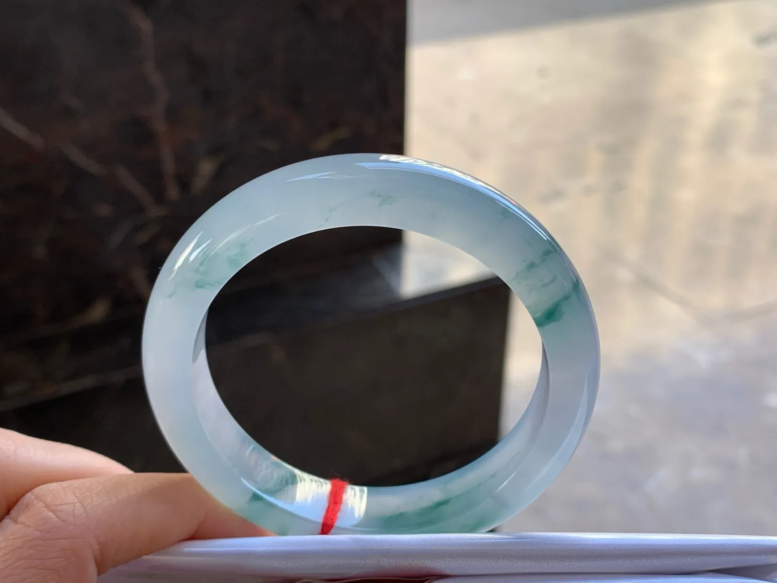 56-12-8.6

冰种蓝花手镯^_^飘花浓郁