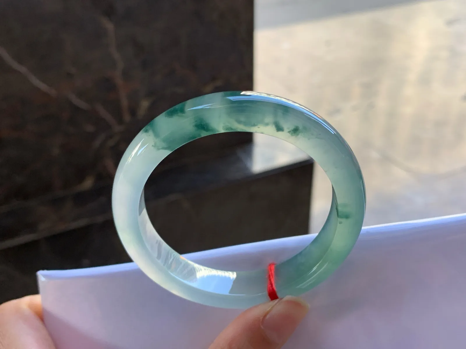 55-12.5-8.5

冰蓝花手镯^_^飘花浓郁