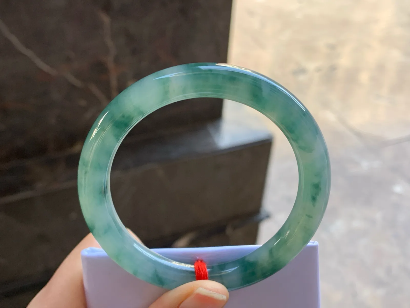 54-9

蓝花圆条手镯^_^鲜艳