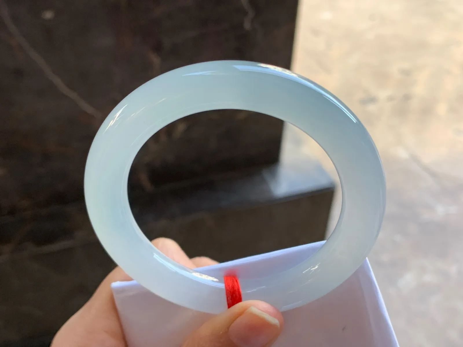 56-10.8

冰种圆条手镯^_^清新冰透