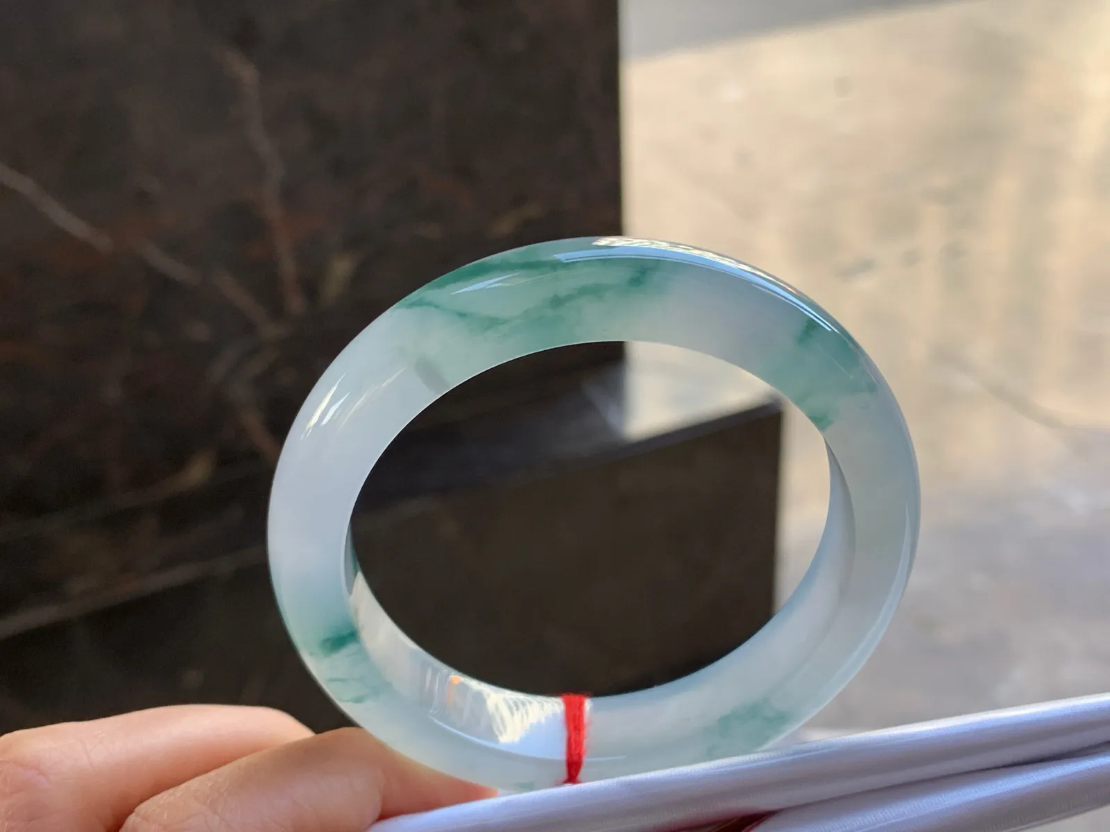 56-12-8.6

冰种蓝花手镯^_^飘花浓郁