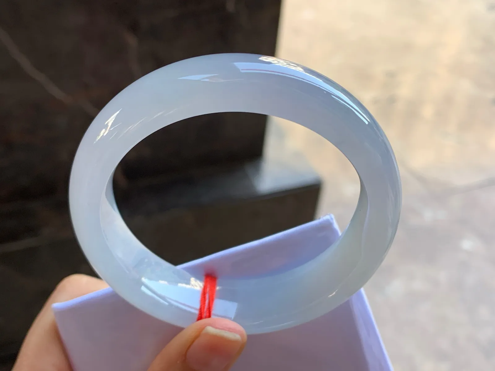 58-16.7-9

冰紫宽版手镯^_^冰透