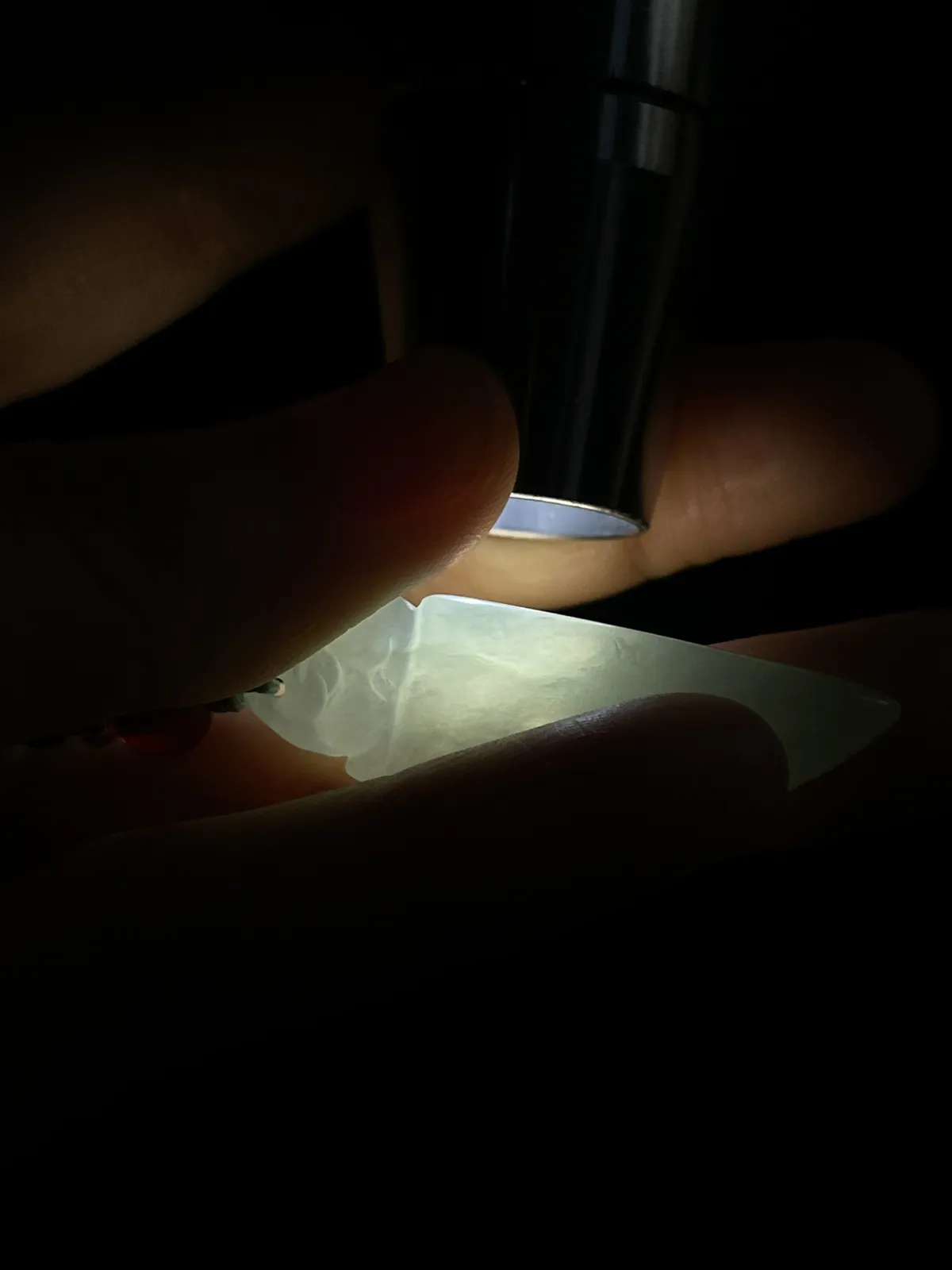 翡翠吊坠，配珠未测