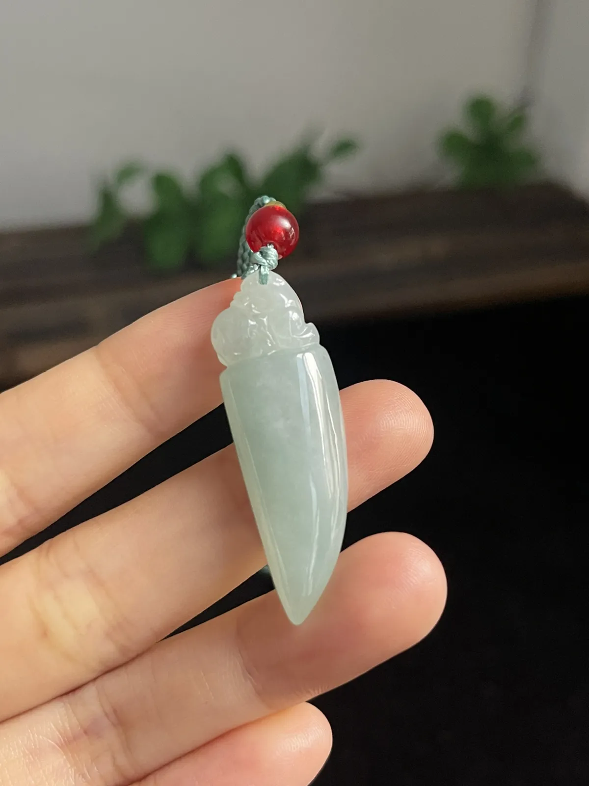 翡翠吊坠，配珠未测