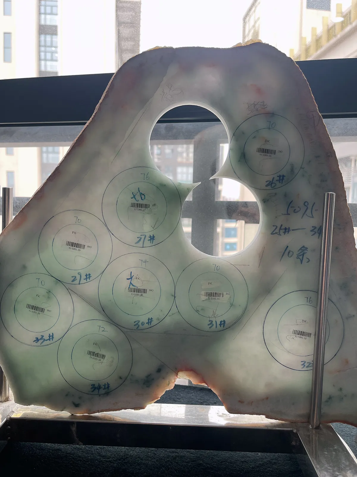 翡翠板料，⭕️正圈最大做56，圆条最大做54